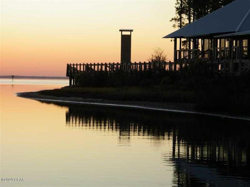 Rivercamps On Crooked Creek - Land
