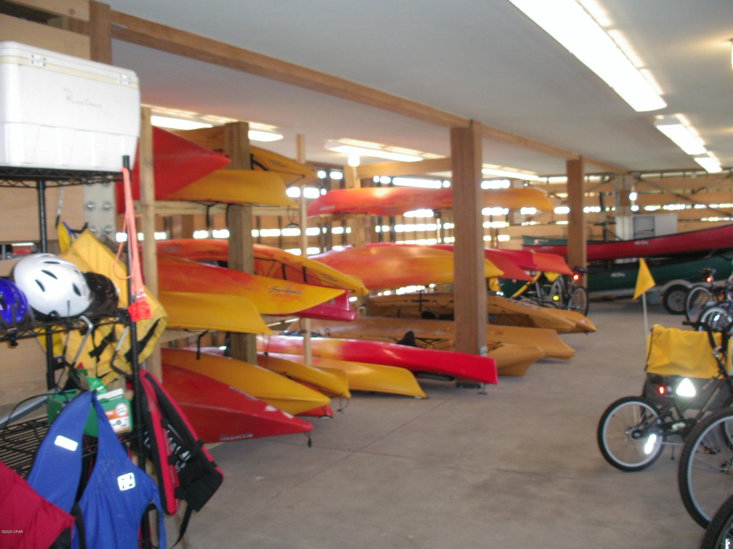 Rivercamps On Crooked Creek - Land