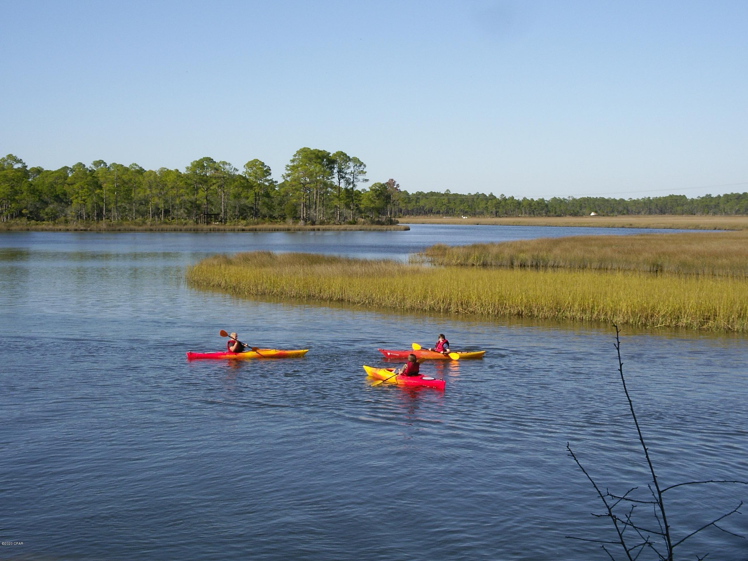 Rivercamps On Crooked Creek - Land