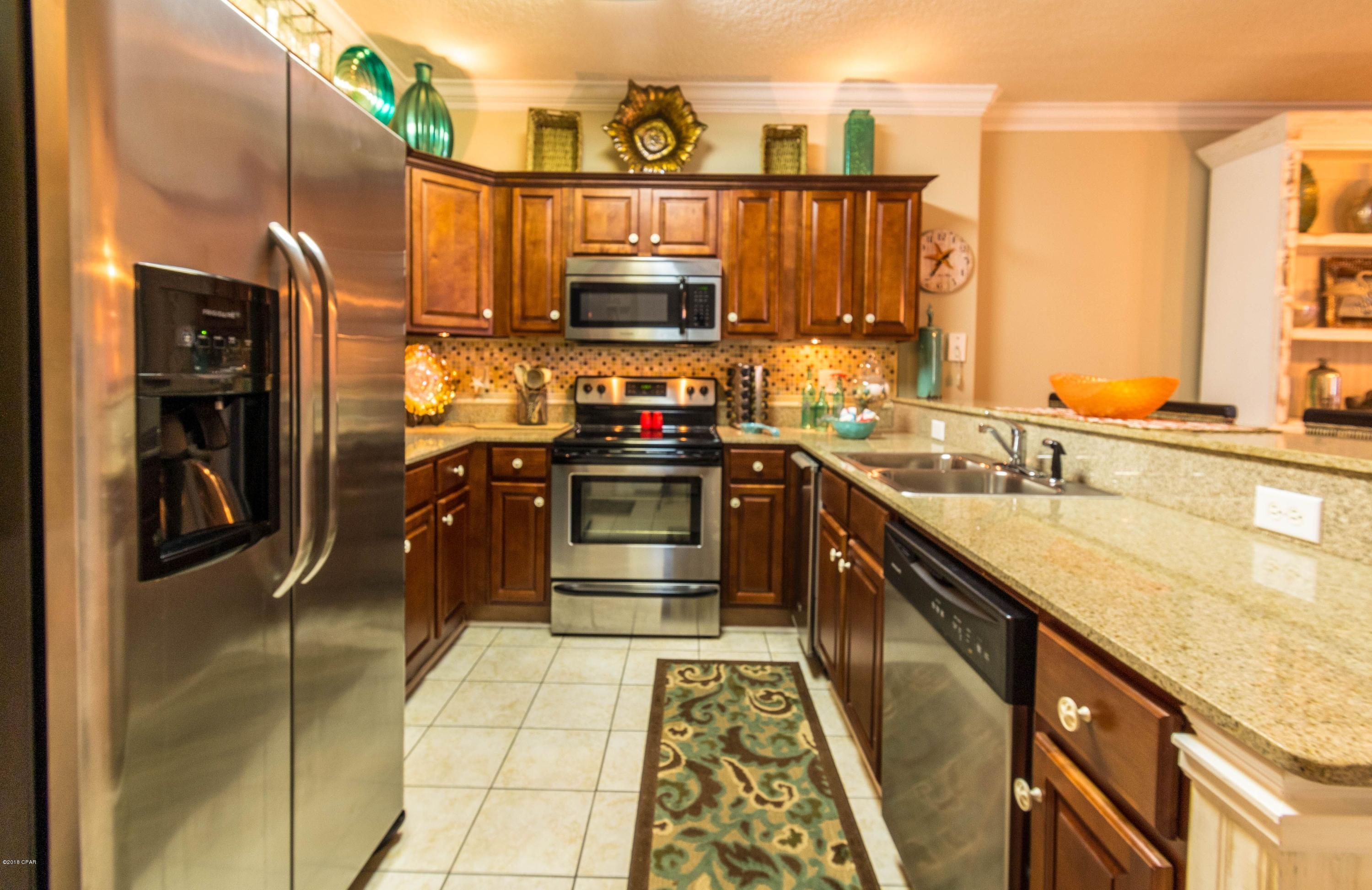 Tropic Winds - Residential