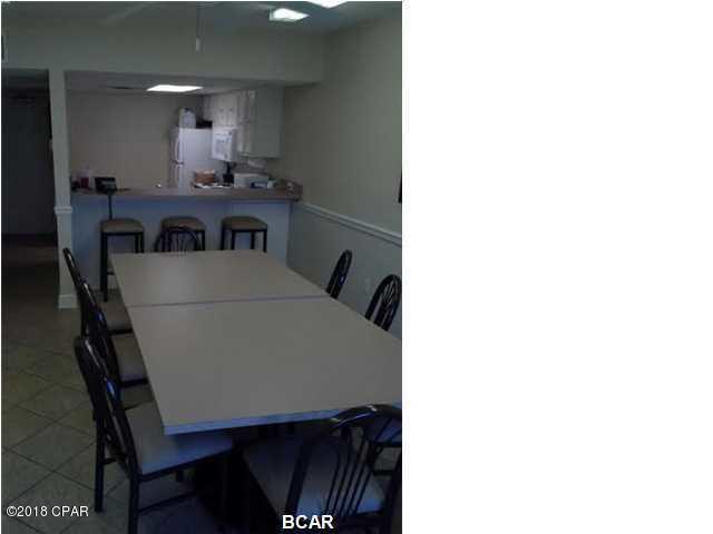 Colony Club - Commercial Sale