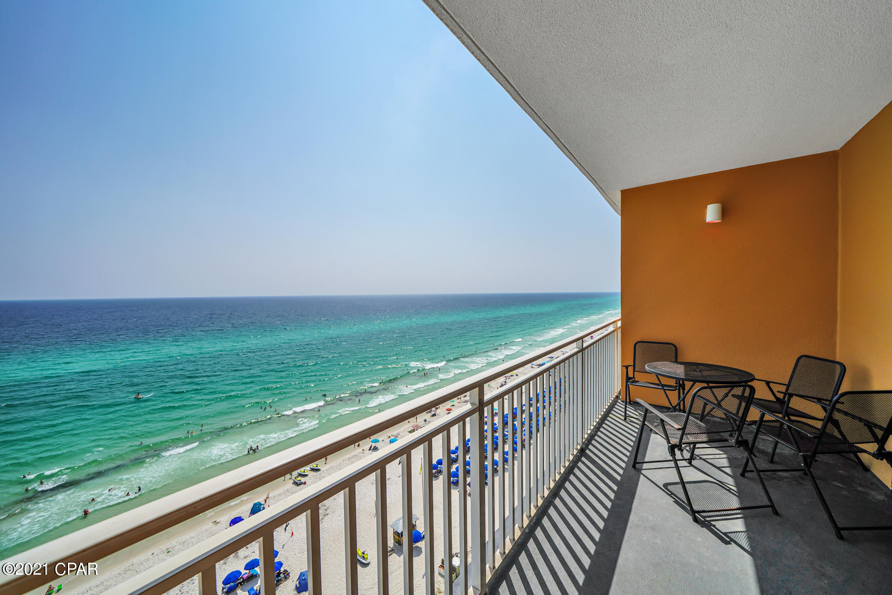 Splash Condo - Residential