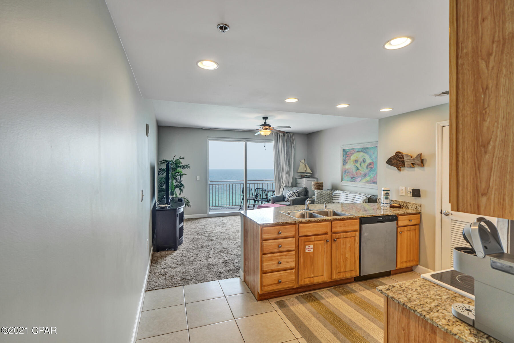 Splash Condo - Residential