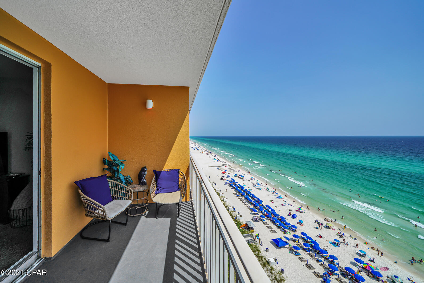 Splash Condo - Residential