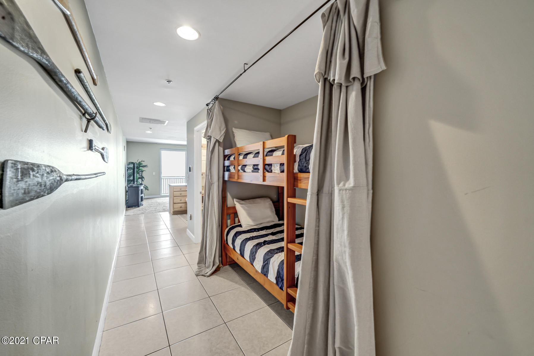 Splash Condo - Residential