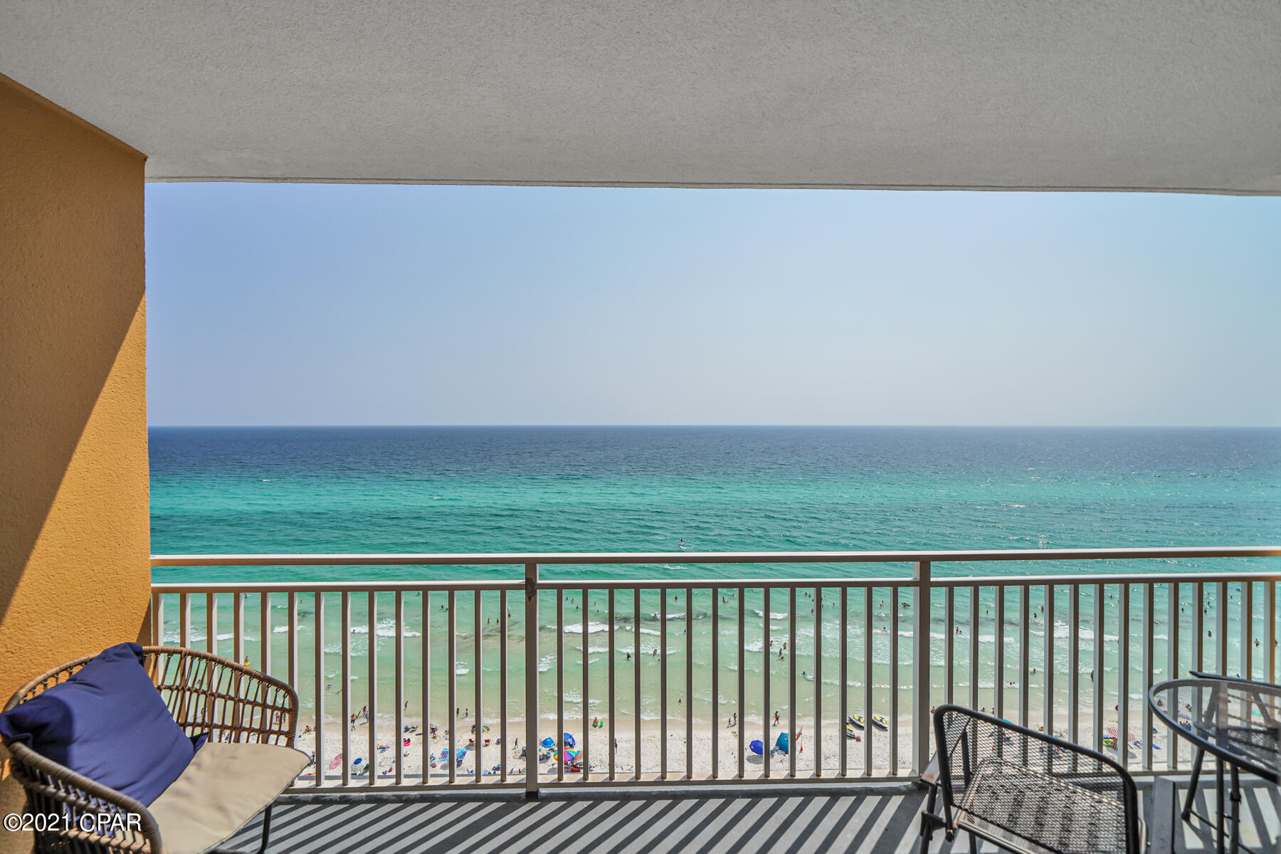 Splash Condo - Residential