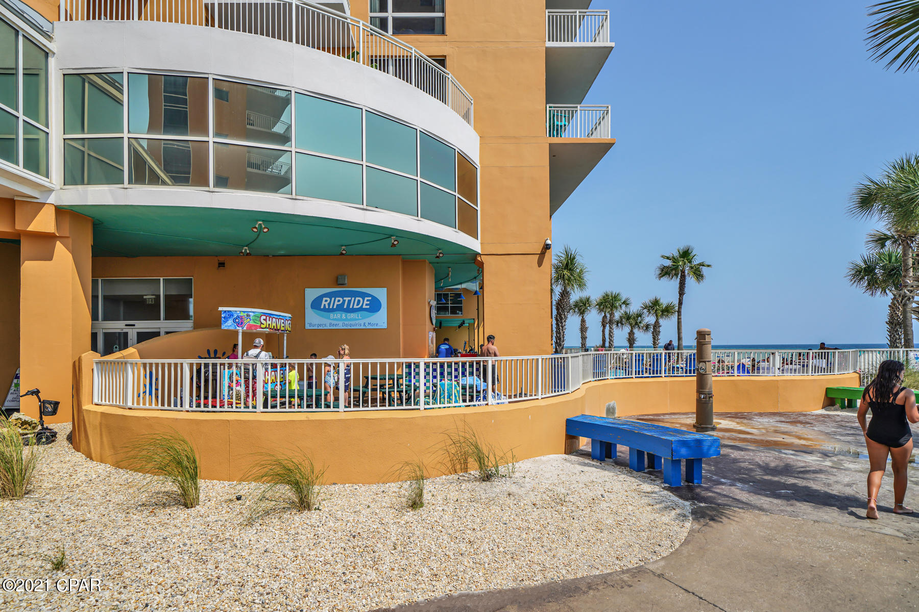 Splash Condo - Residential