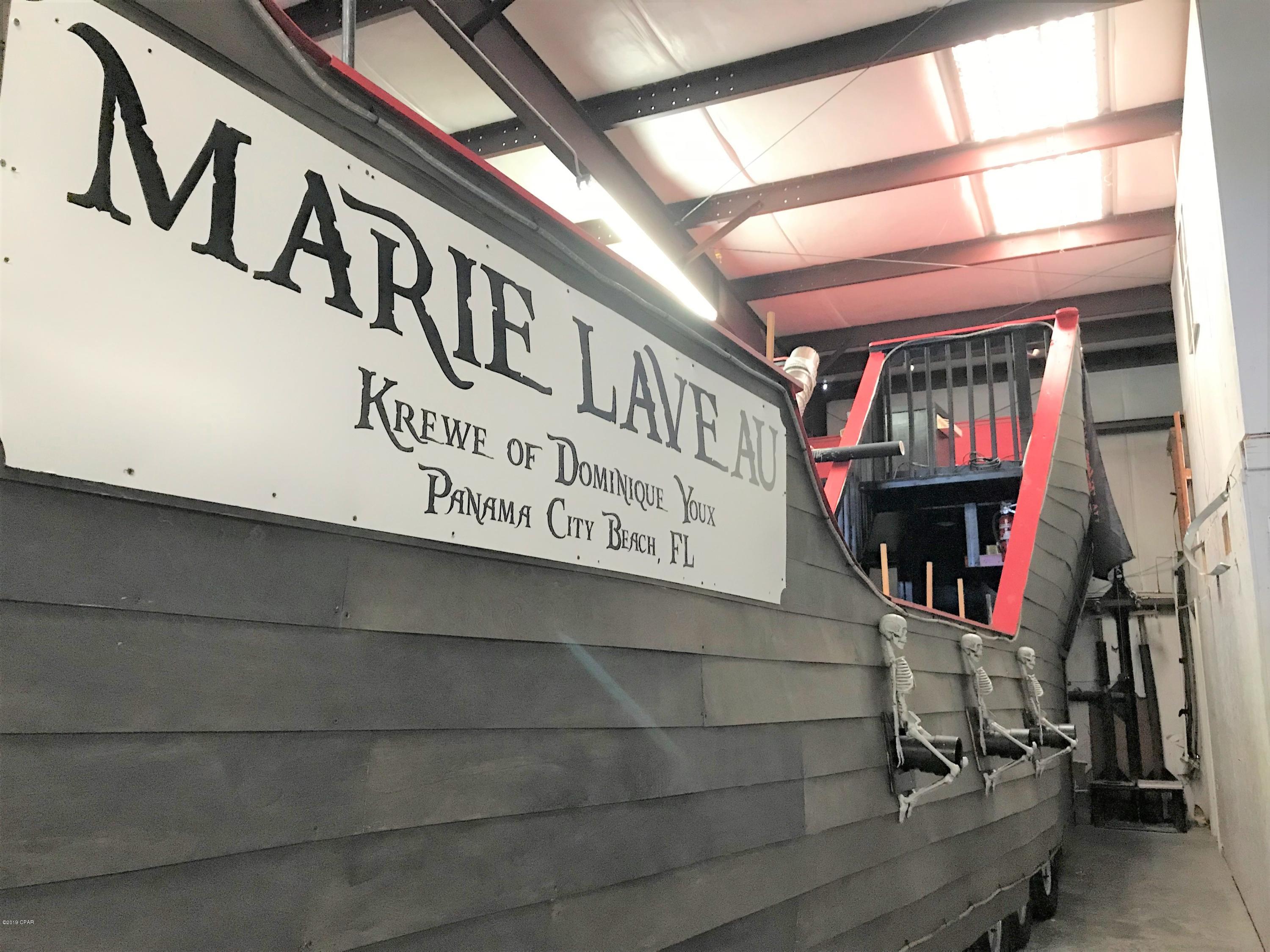 [No Recorded Subdiv] - Commercial Sale