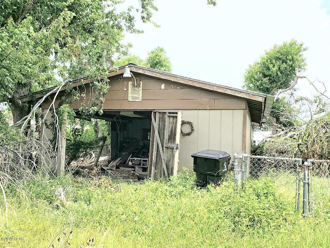 [No Recorded Subdiv] - Residential