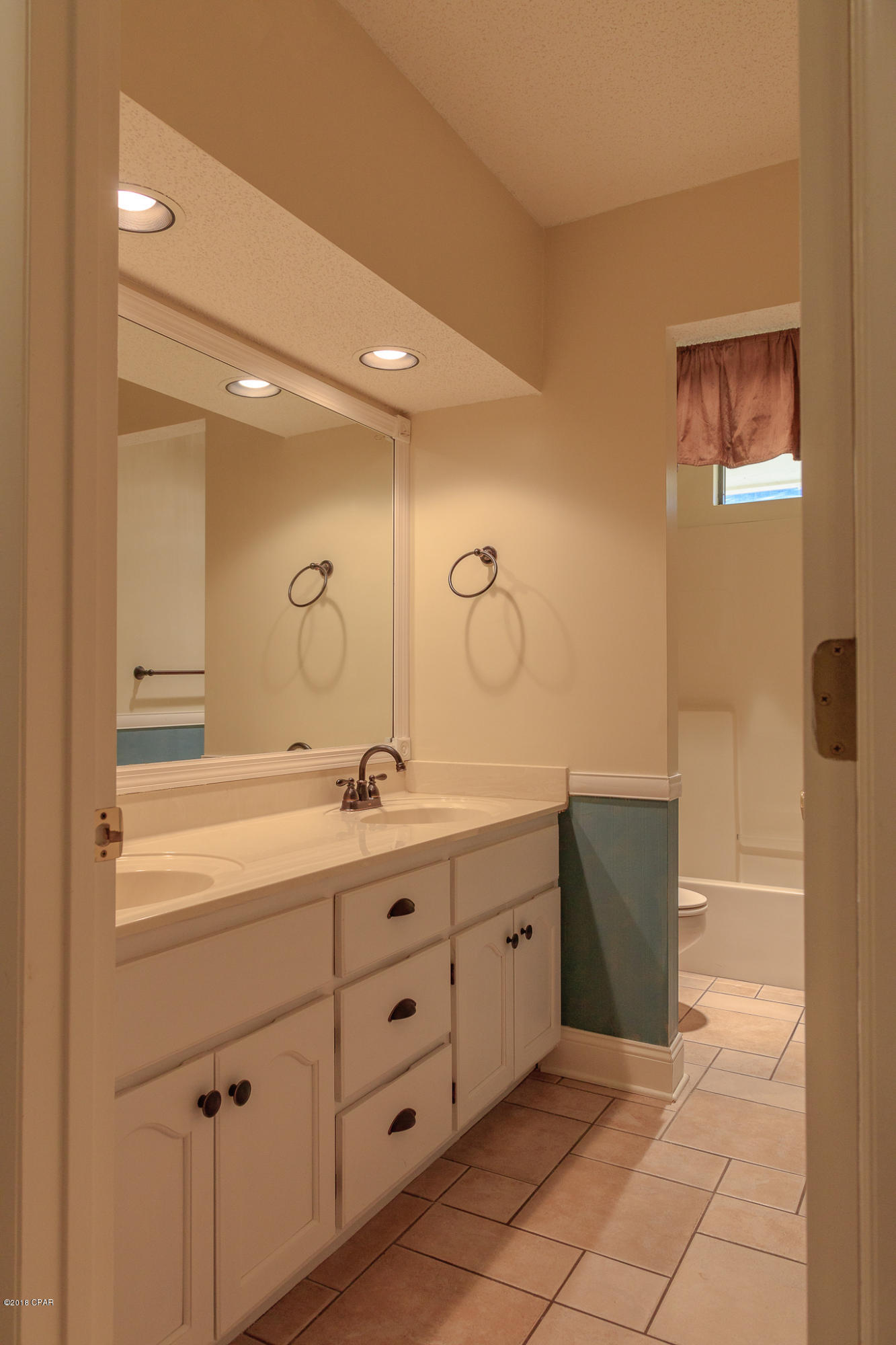 Country Club Harbour Estates - Residential