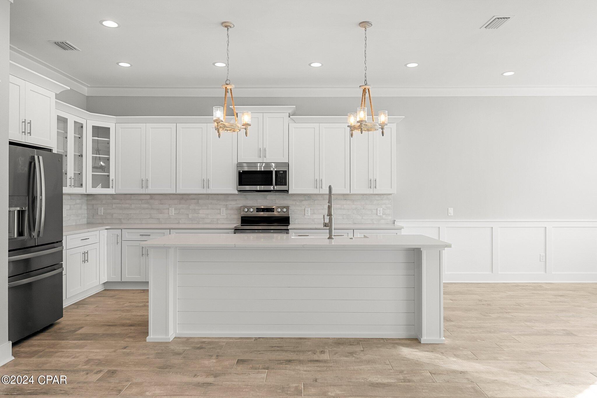 Laguna Haven - Residential Lease