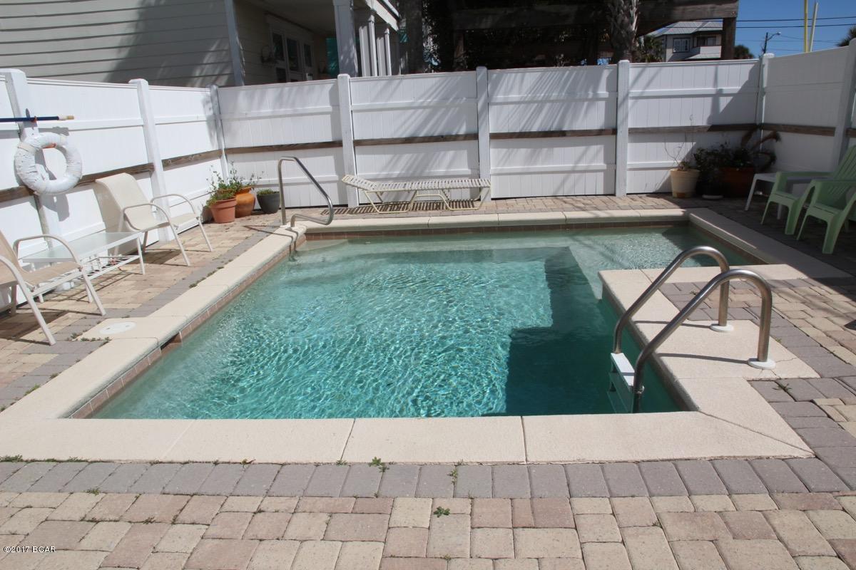 Gulf Lagoon Beach - Residential