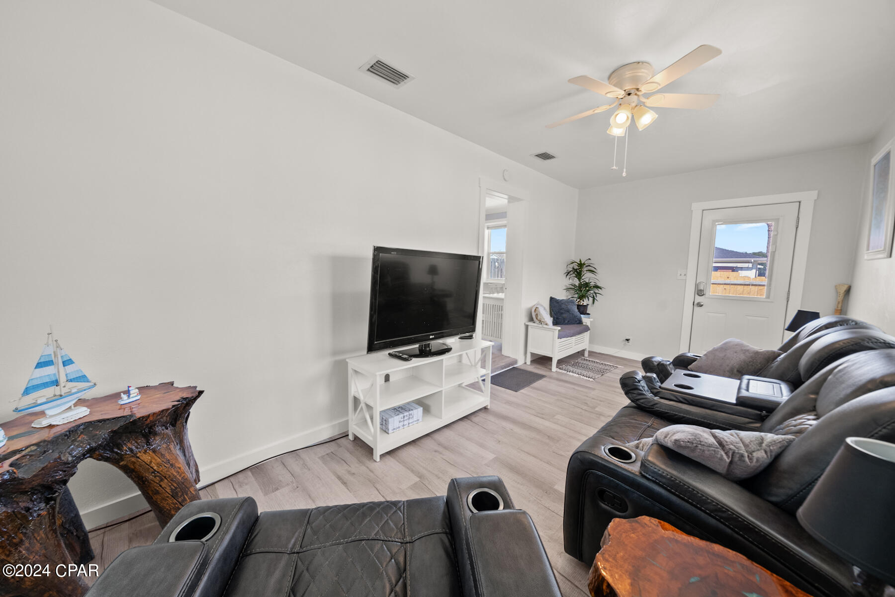 Bahama Beach - Residential Lease