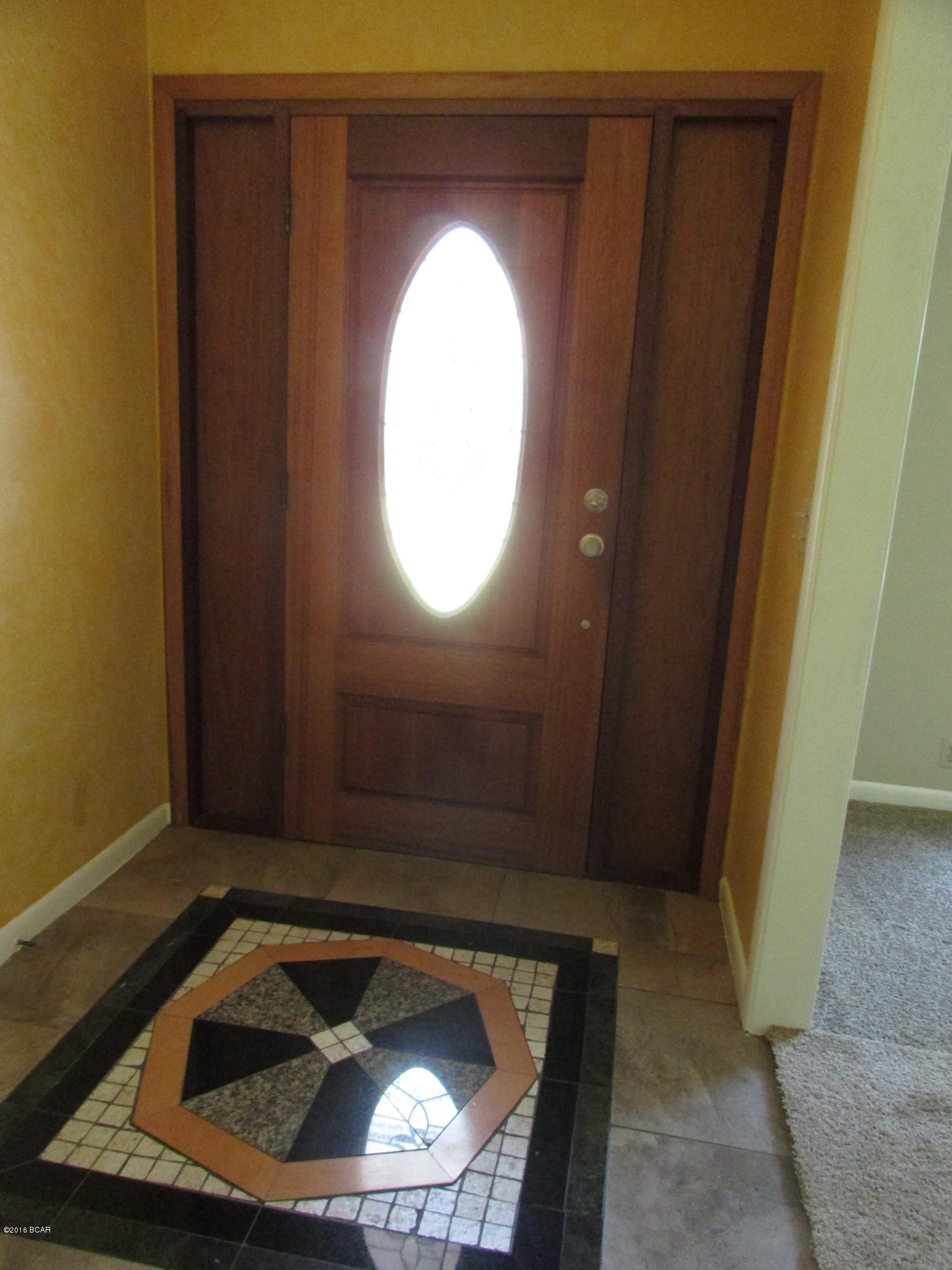 Woodlawn Unit 4 - Residential Lease