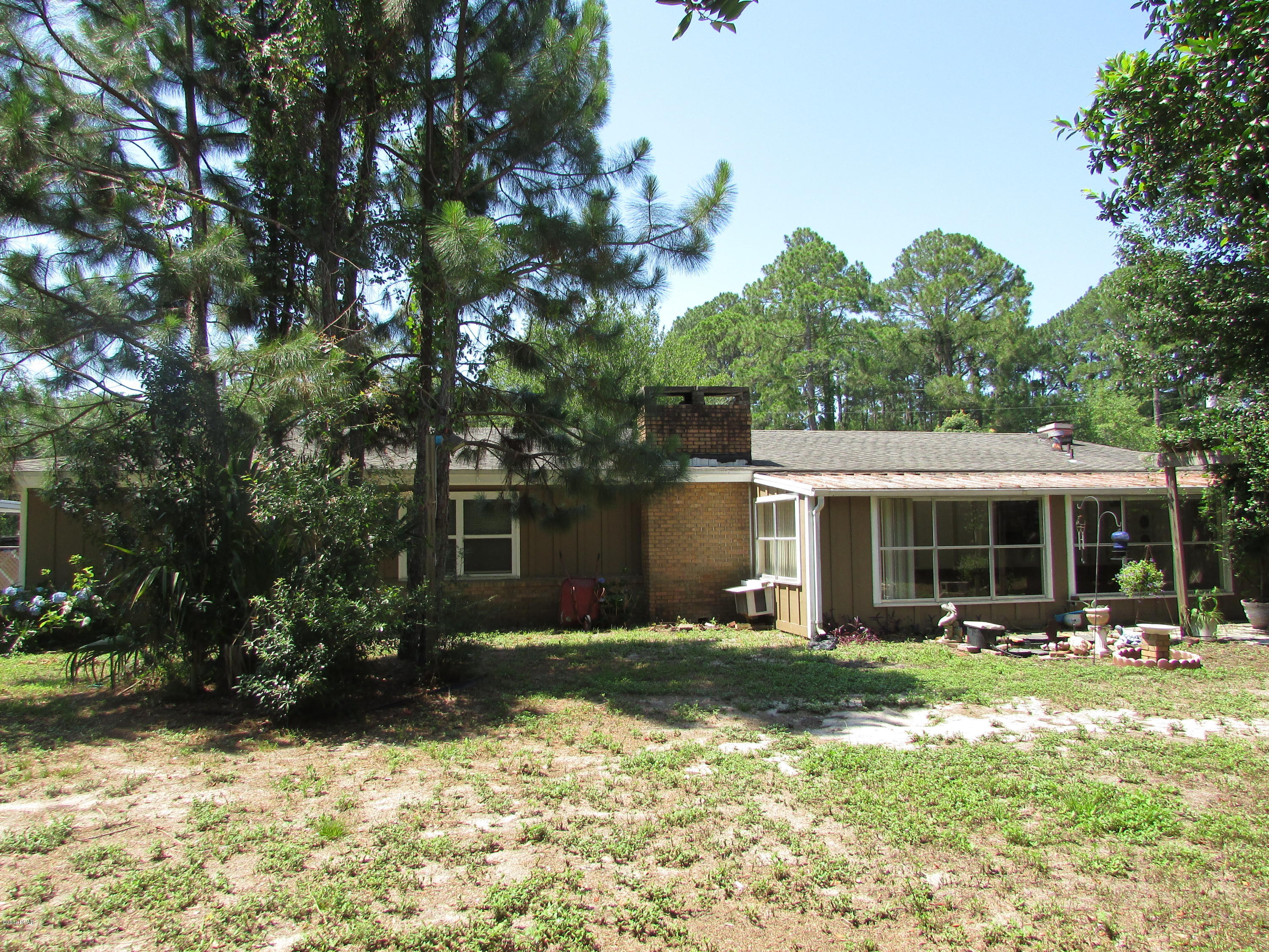 Woodlawn Unit 4 - Residential Lease