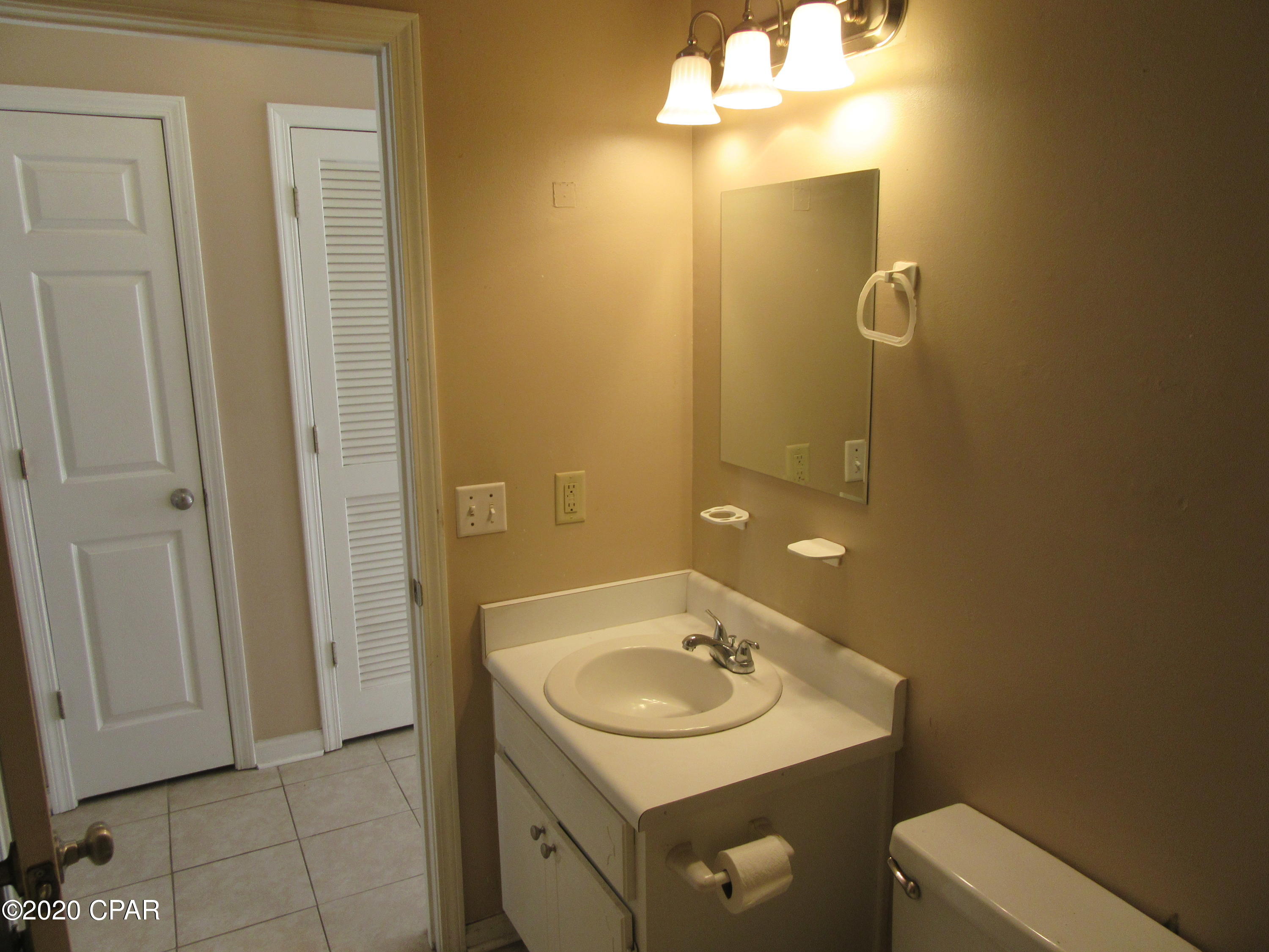 [No Recorded Subdiv] - Residential Lease