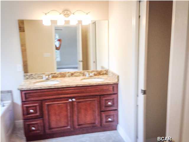 Cove Terrace 3rd Add - Residential