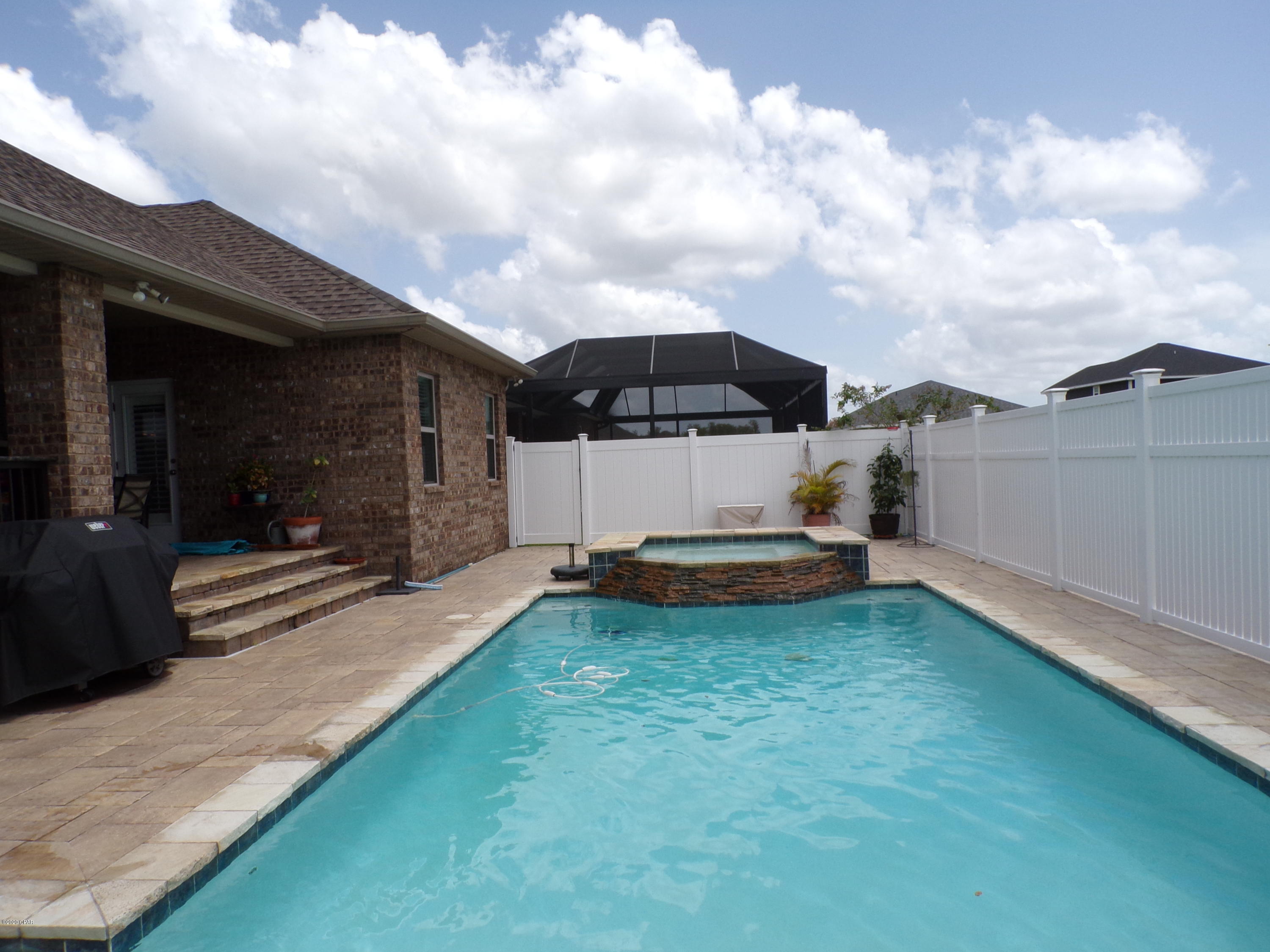 Village Of Mill Bayou/Shoreline Village Ph 1A - Residential