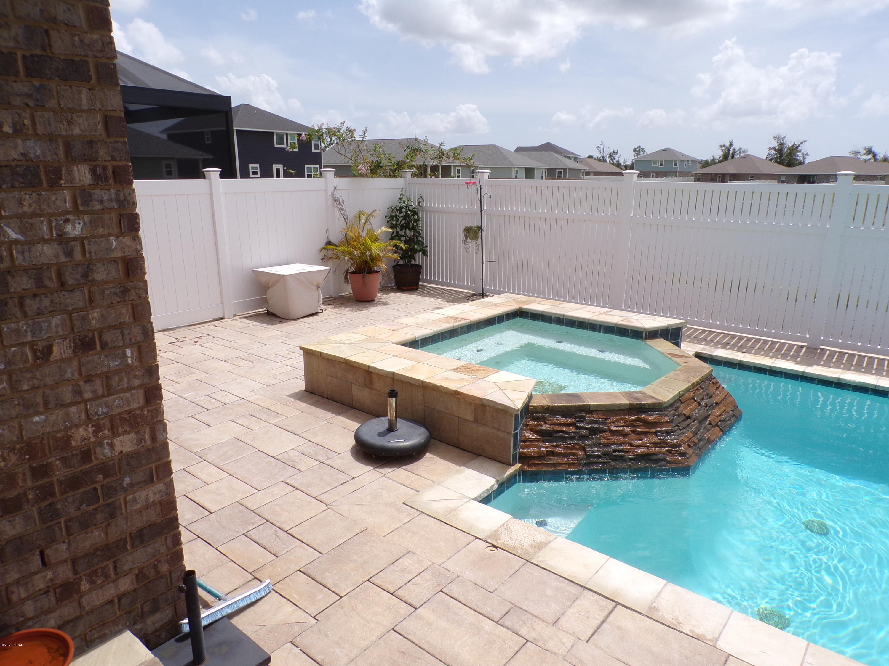 Village Of Mill Bayou/Shoreline Village Ph 1A - Residential