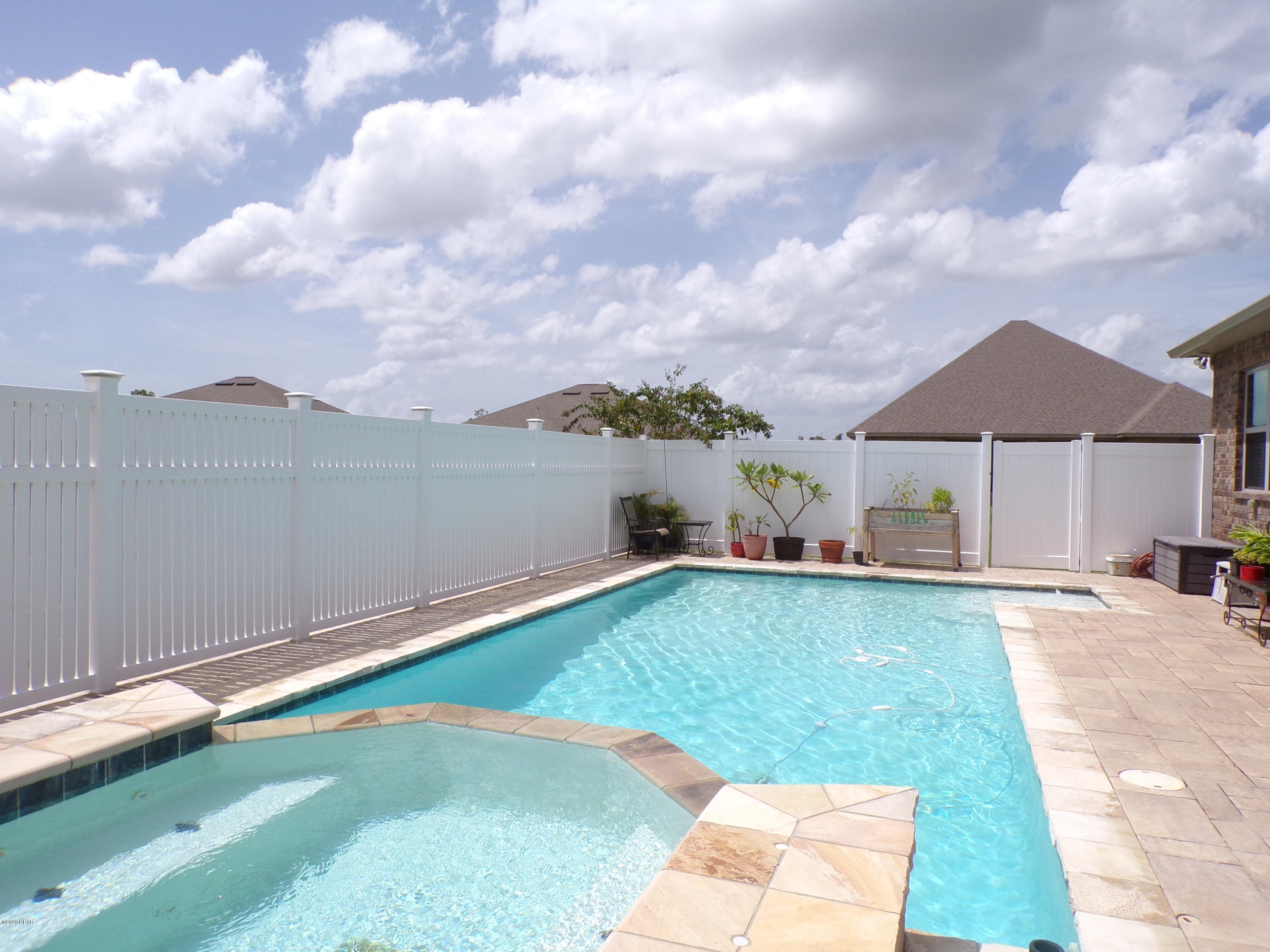 Village Of Mill Bayou/Shoreline Village Ph 1A - Residential