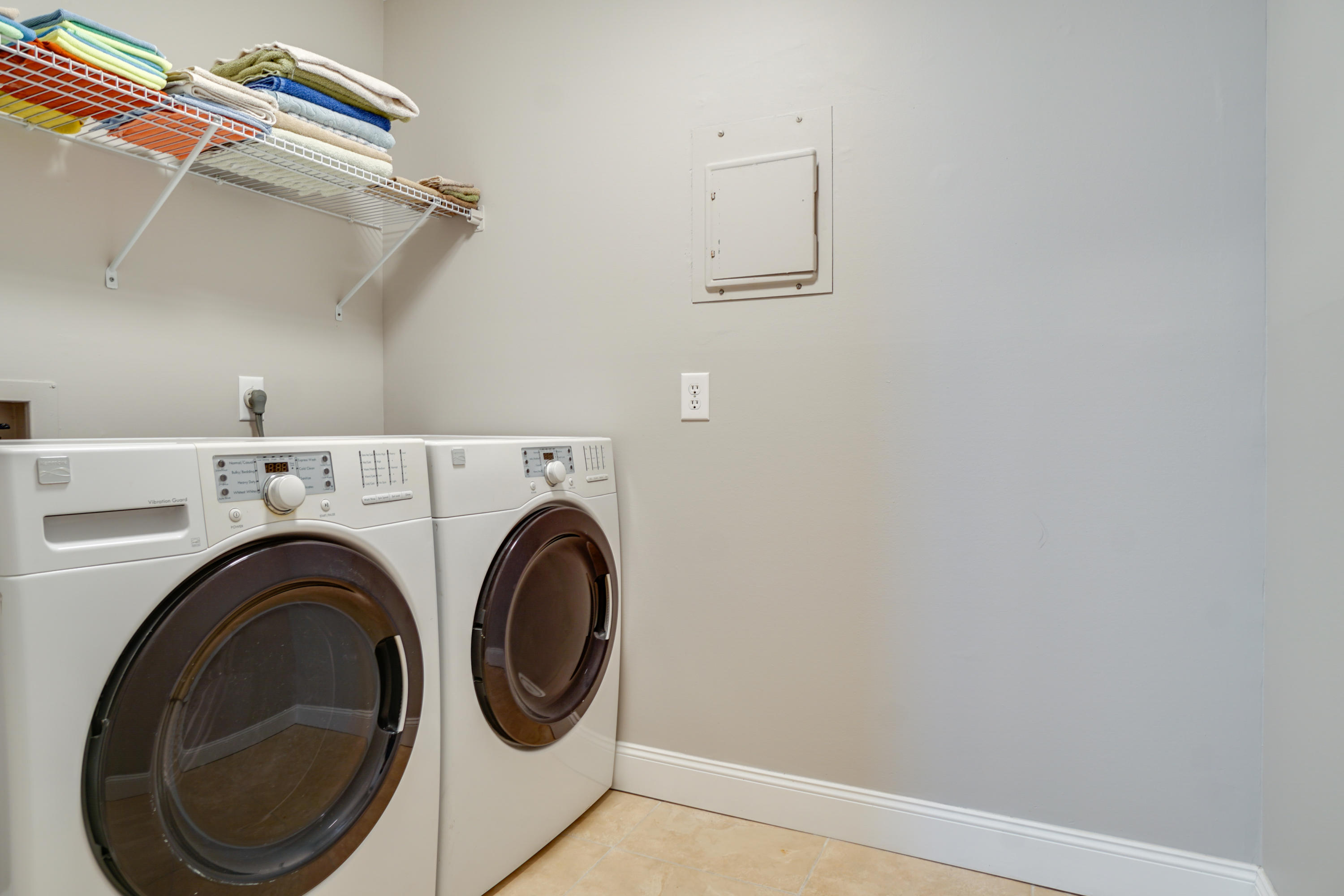 Venetian Villa - Residential Lease