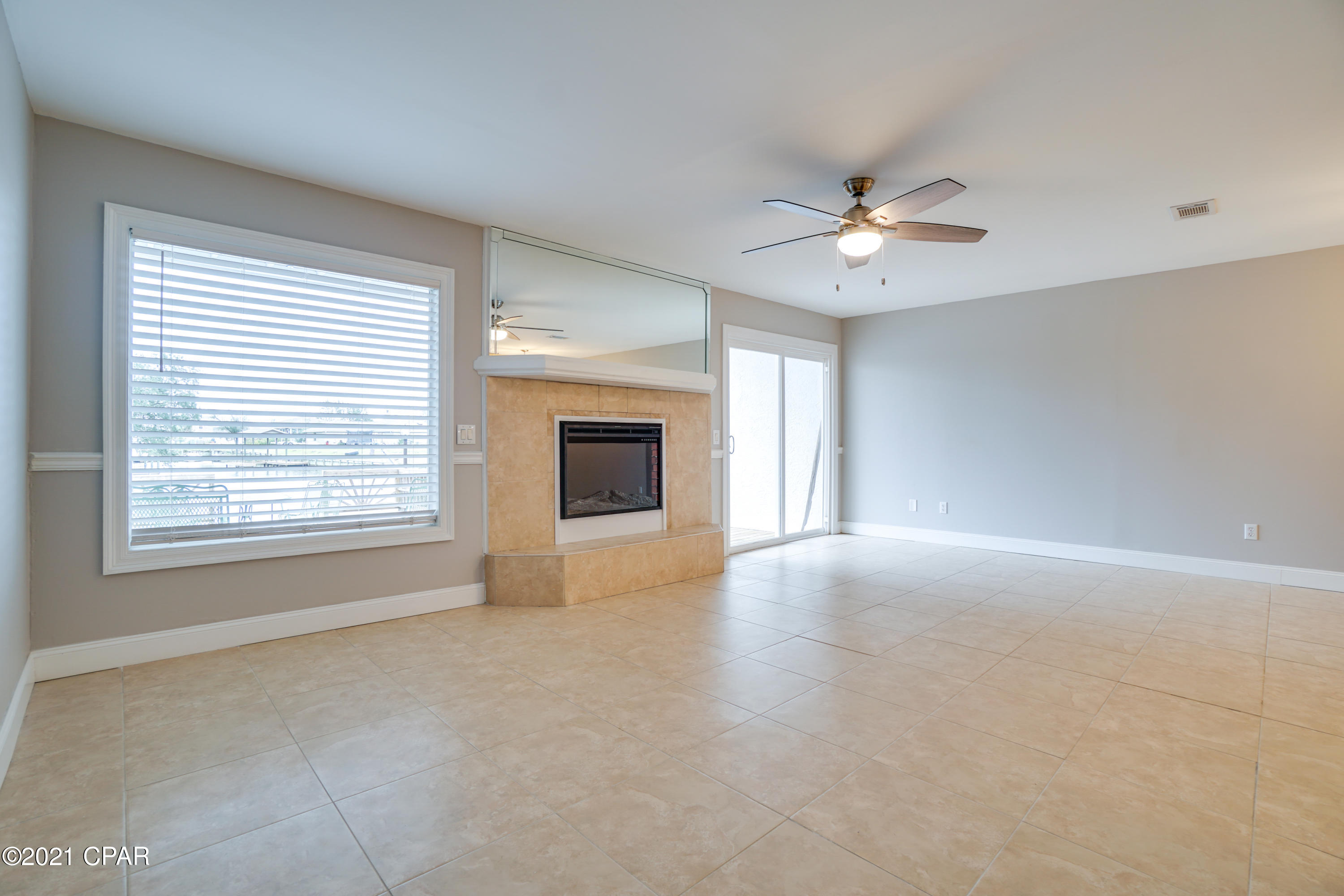 Venetian Villa - Residential Lease