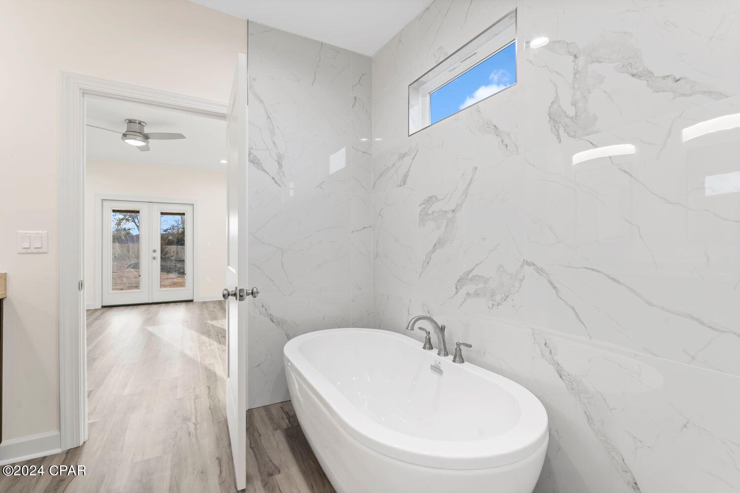 College Point Est U-1 - Residential