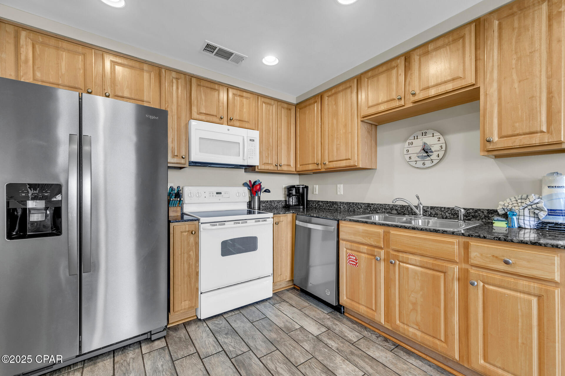 Splash Condo - Residential