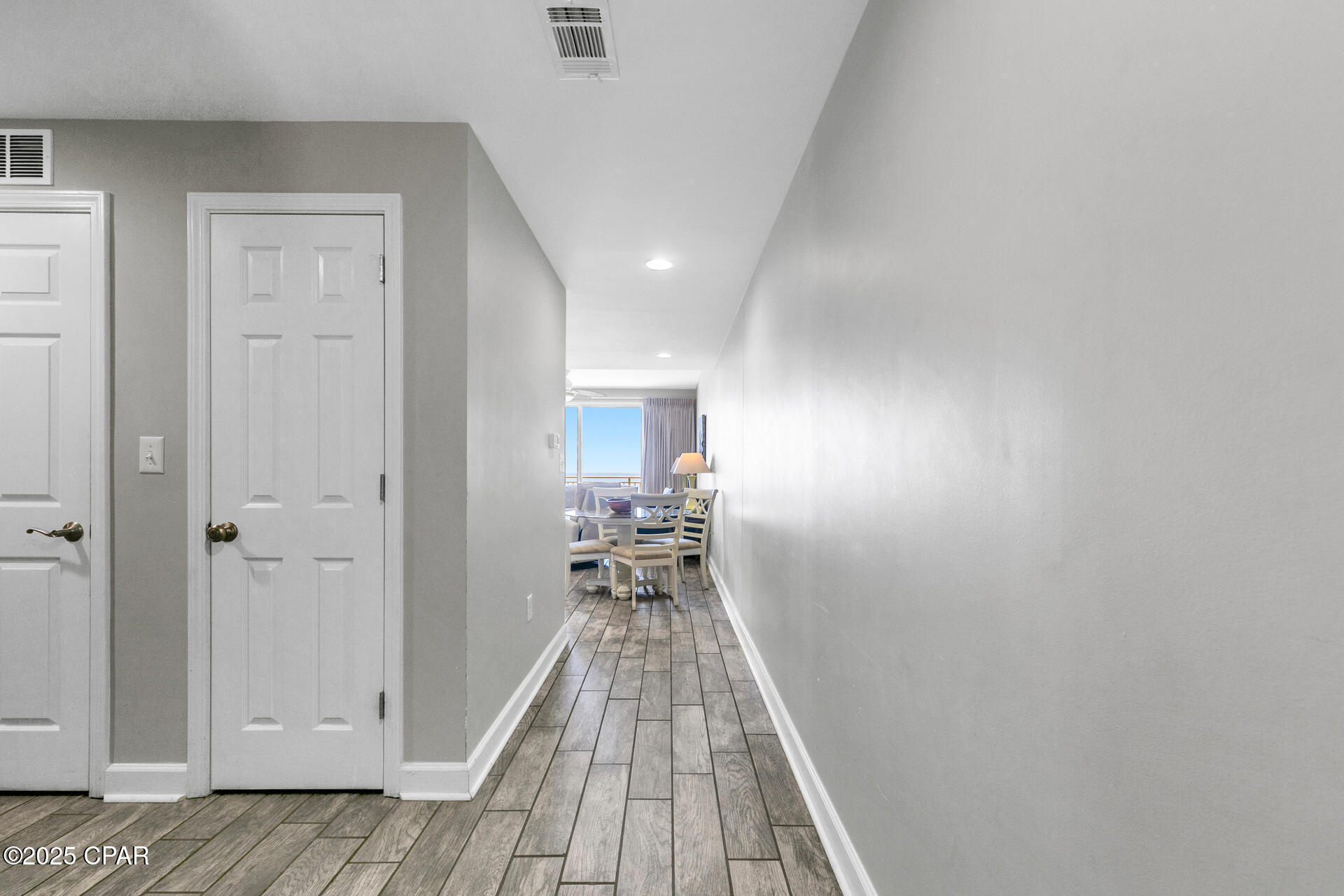 Splash Condo - Residential