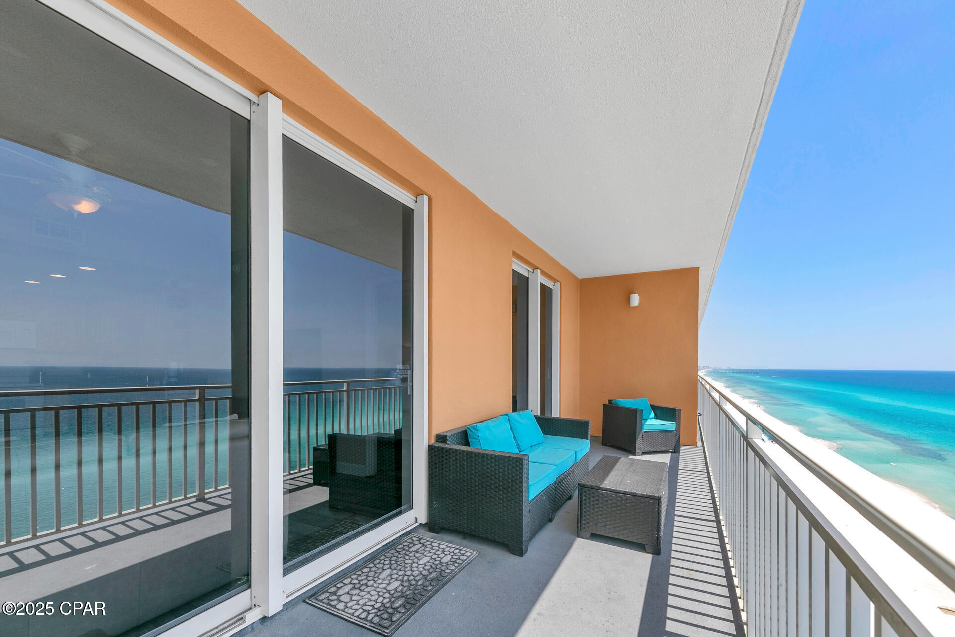 Splash Condo - Residential