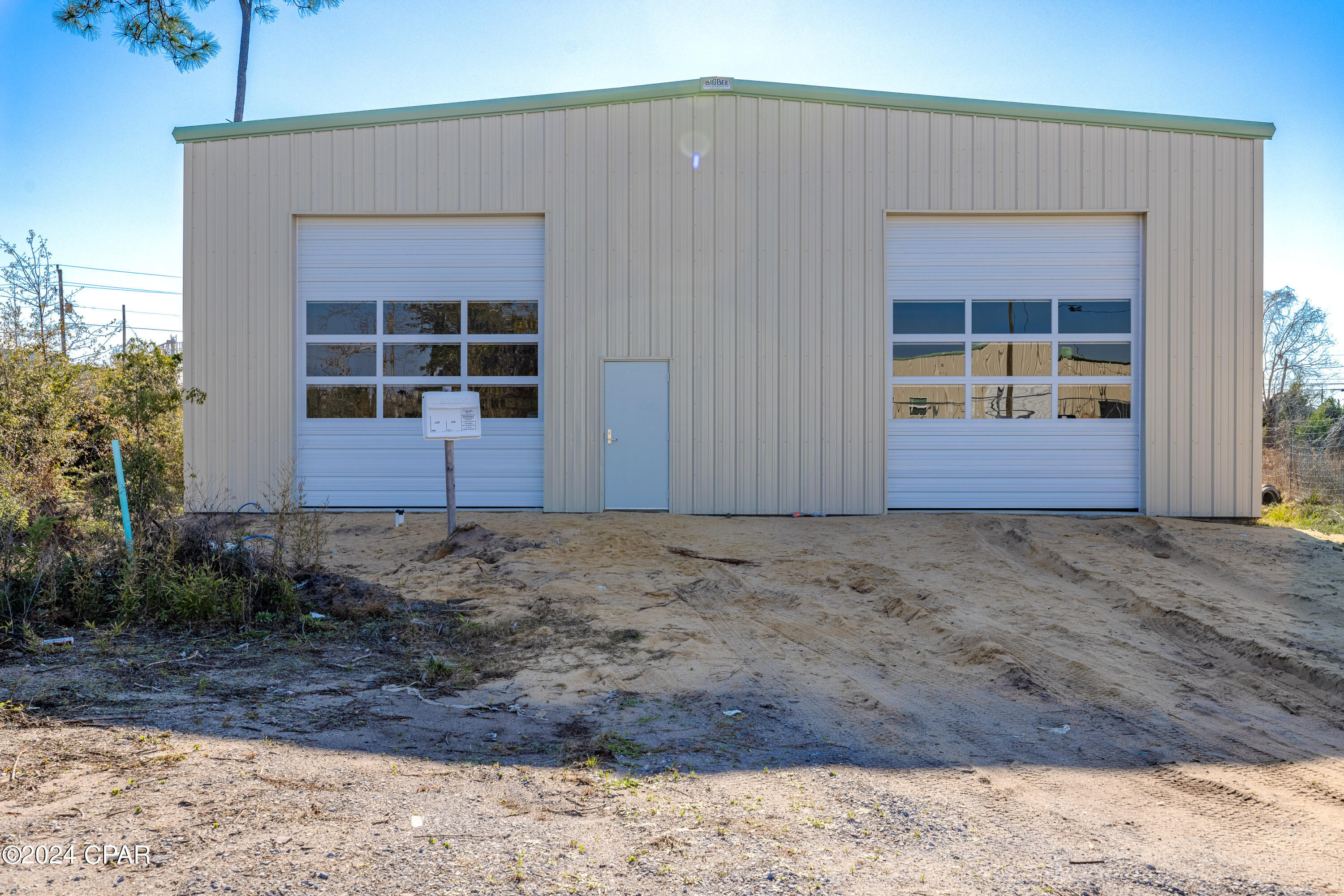 No Named Subdivision - Commercial Lease