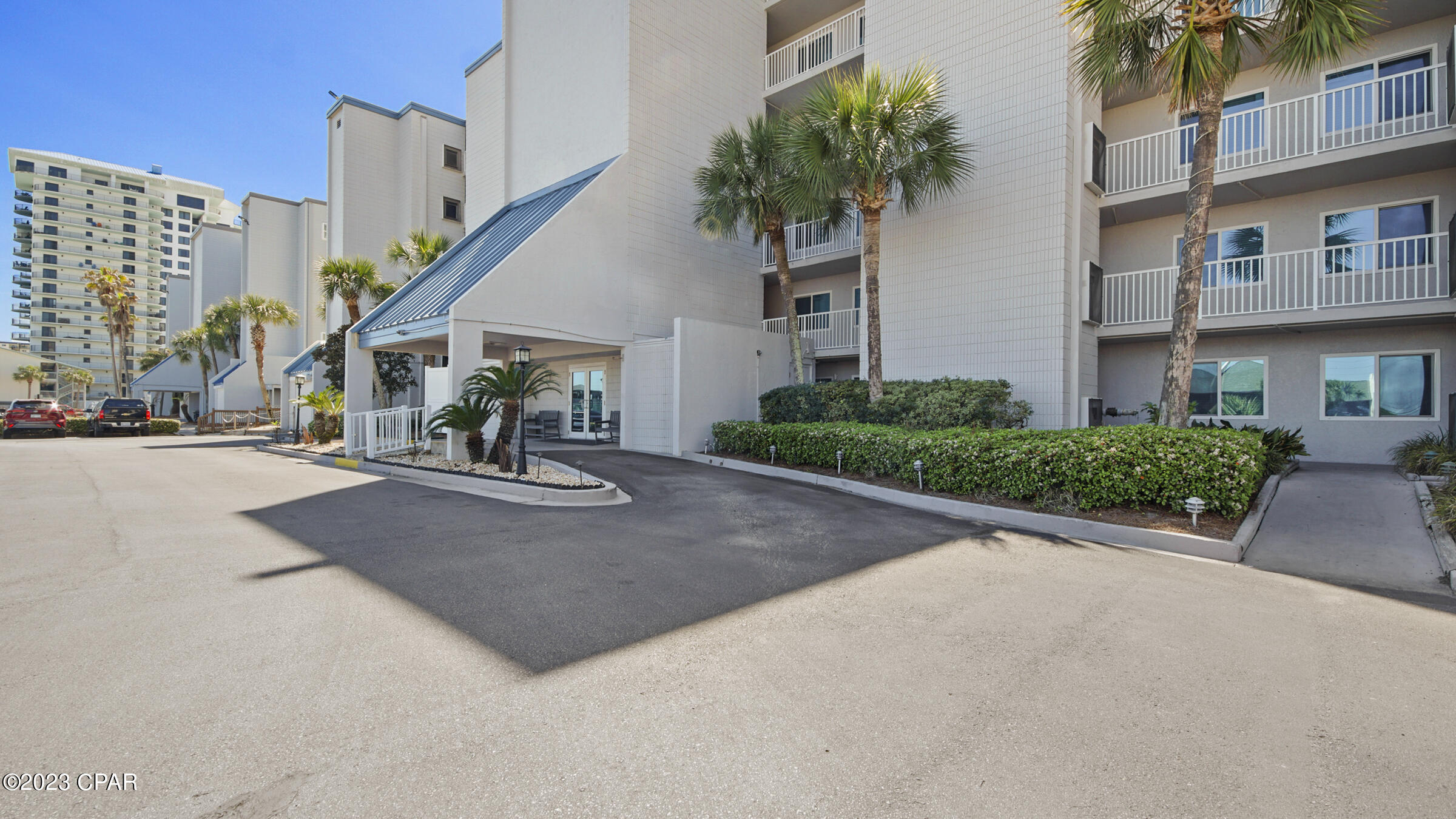 Mariner West Condo - Residential