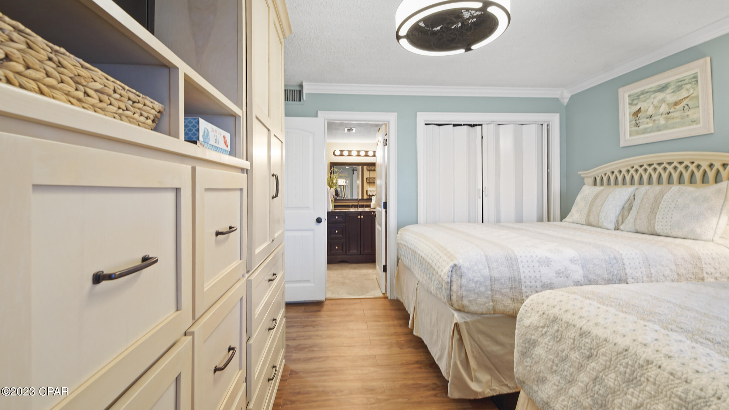 Mariner West Condo - Residential