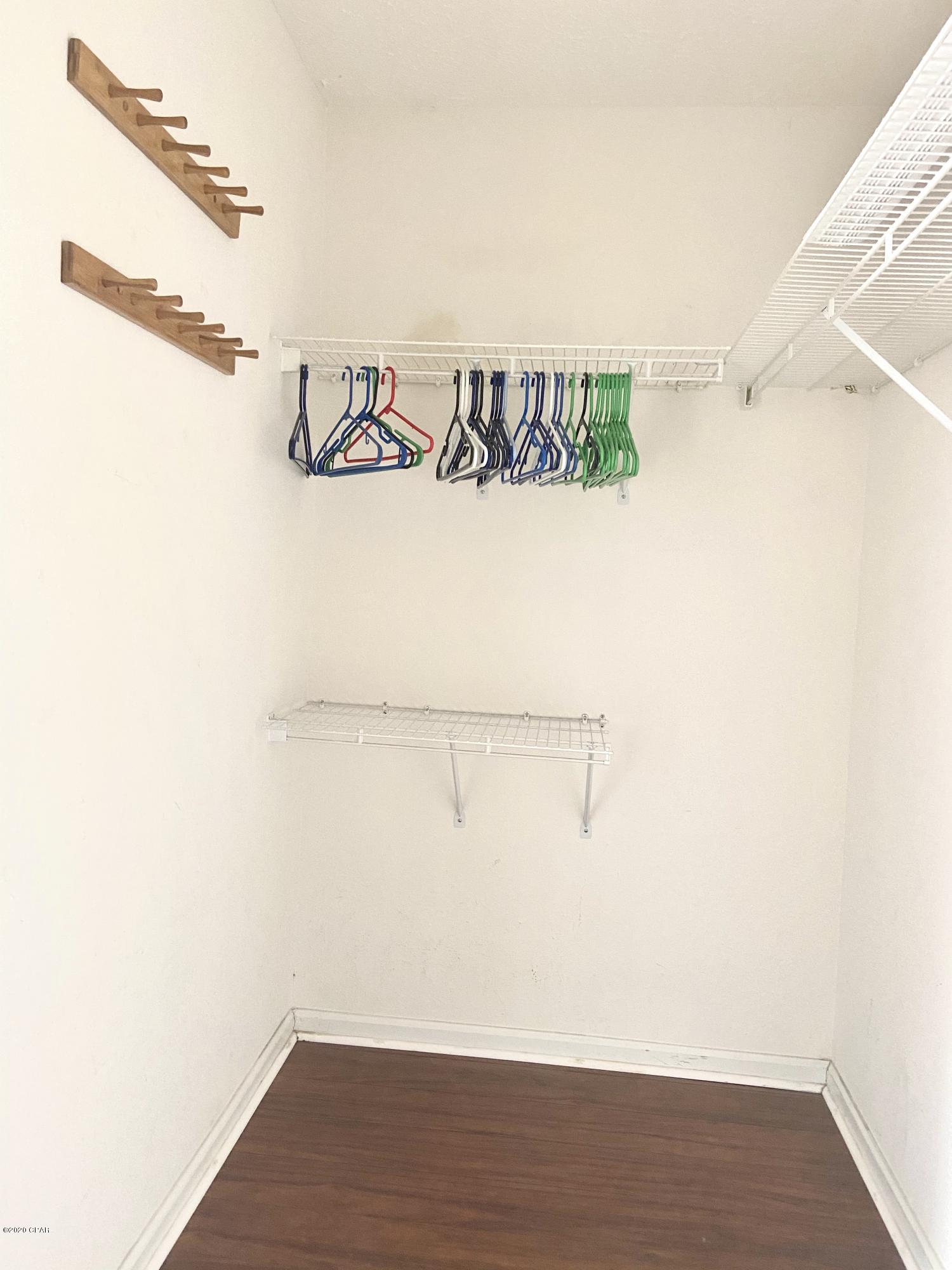 Brittany Woods Park - Residential Lease