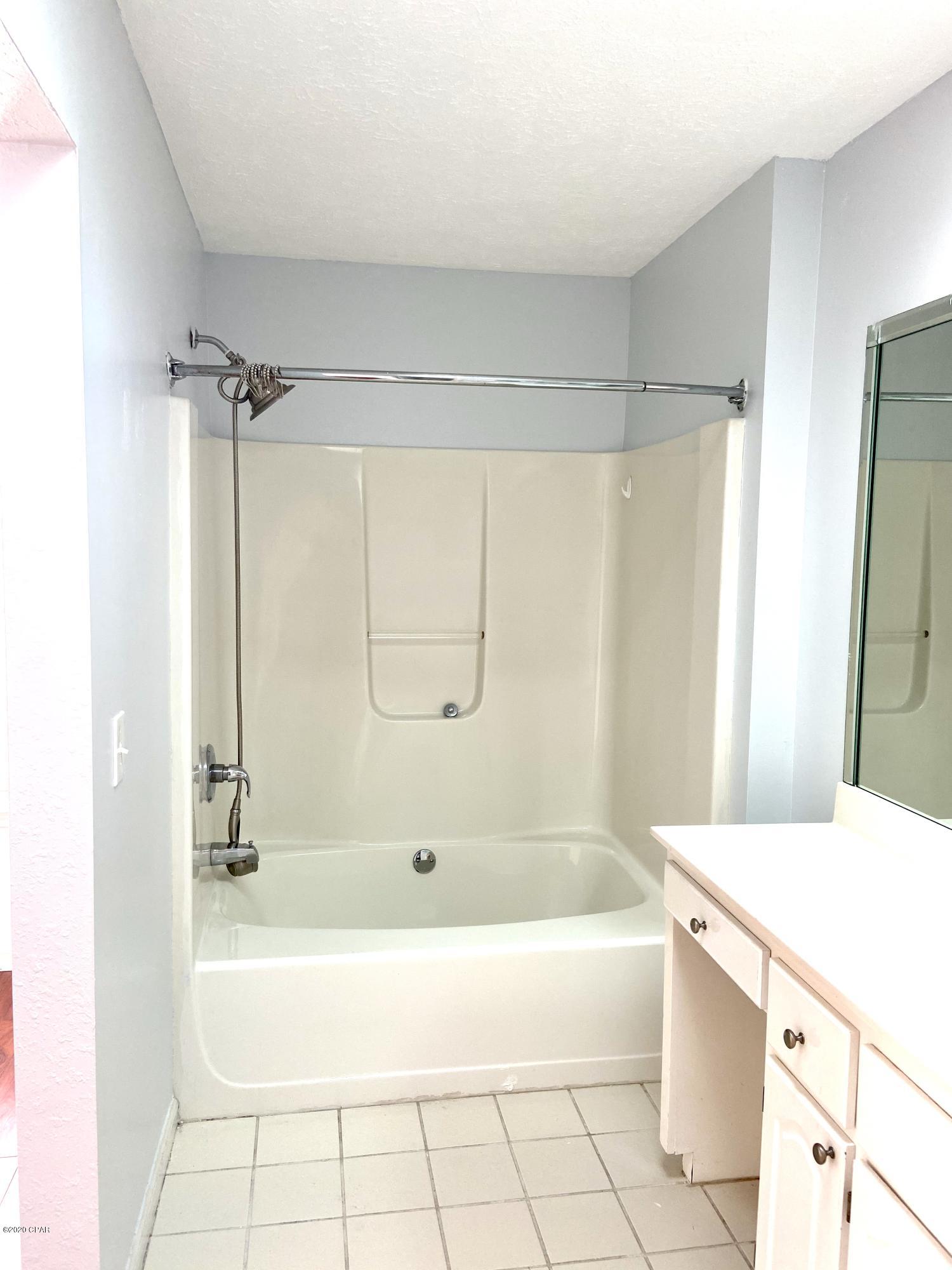 Brittany Woods Park - Residential Lease