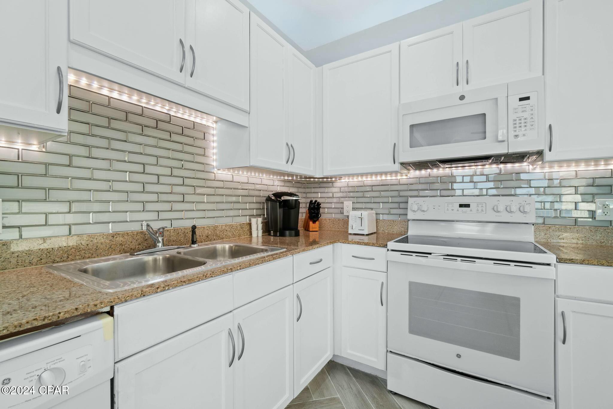 Laketown Wharf - Residential Lease