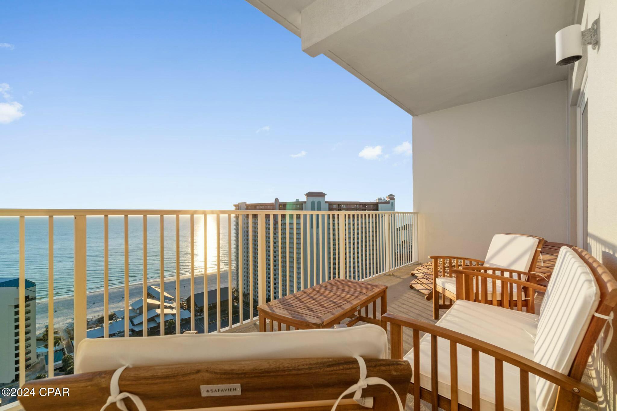 Laketown Wharf - Residential Lease