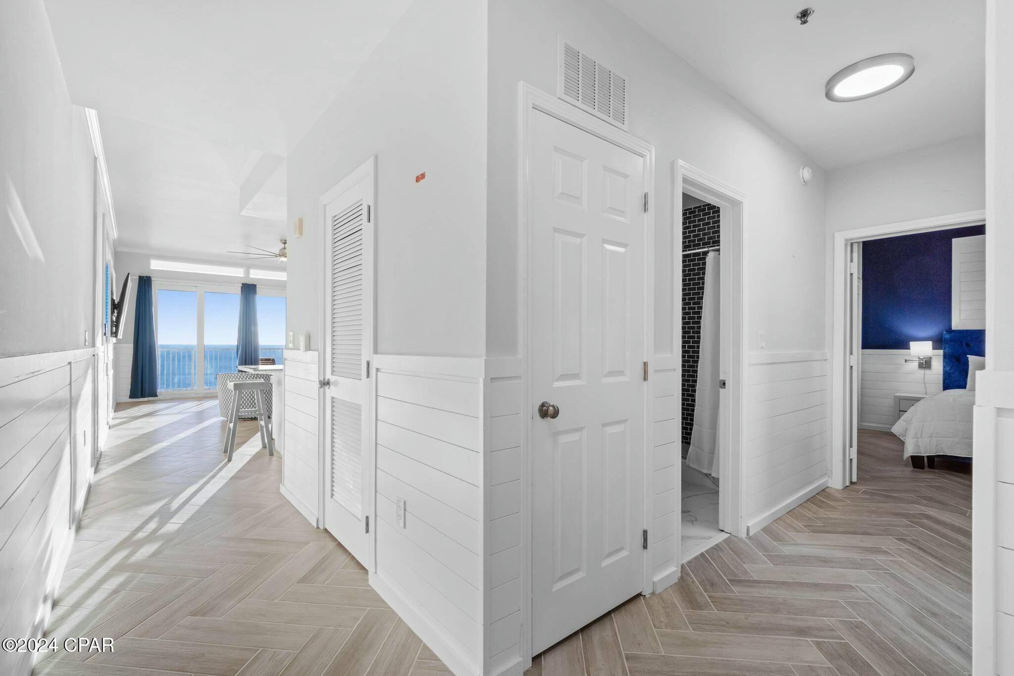 Laketown Wharf - Residential Lease