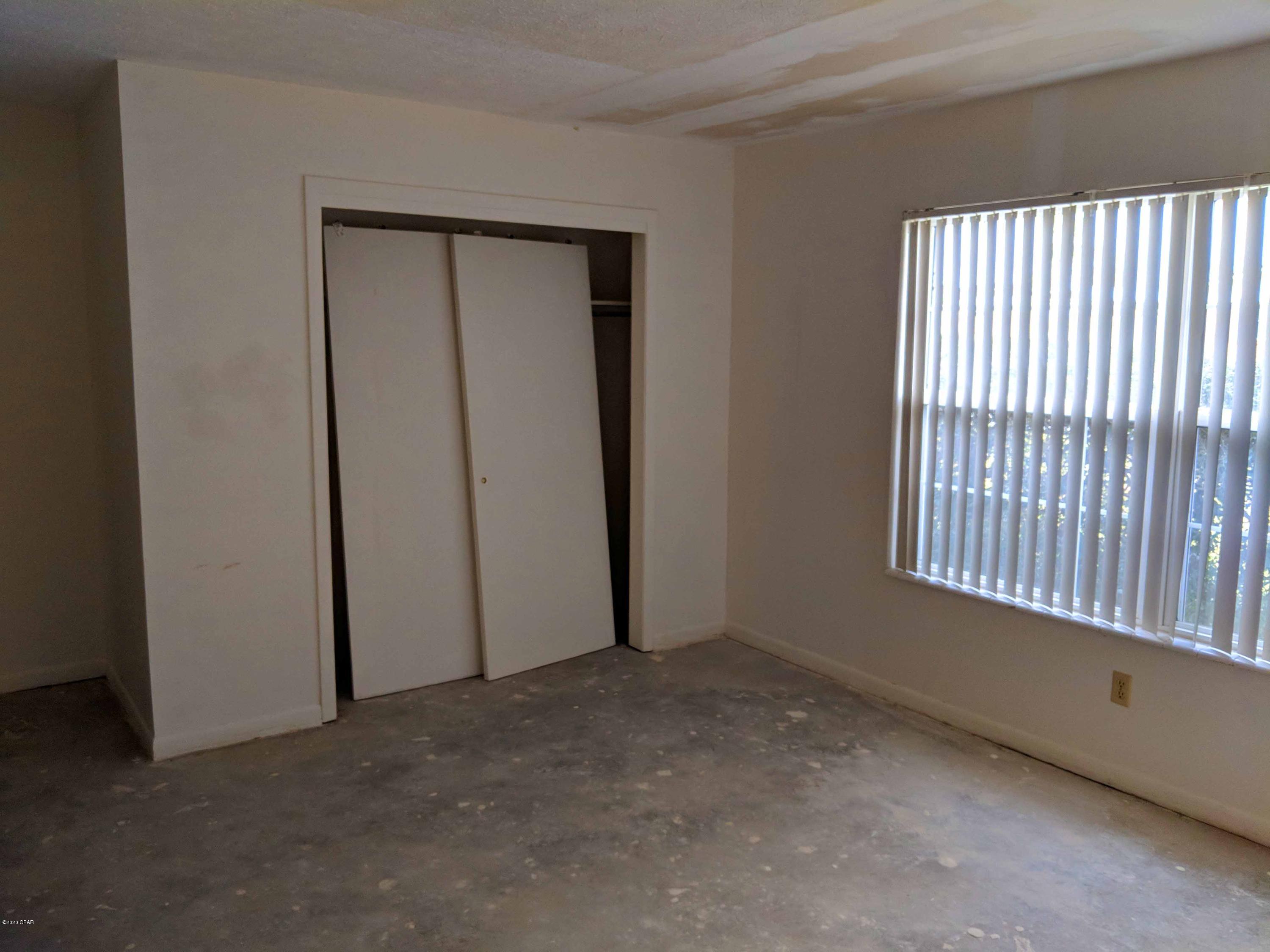 Lannie Rowe Lake Estates U-7 - Residential