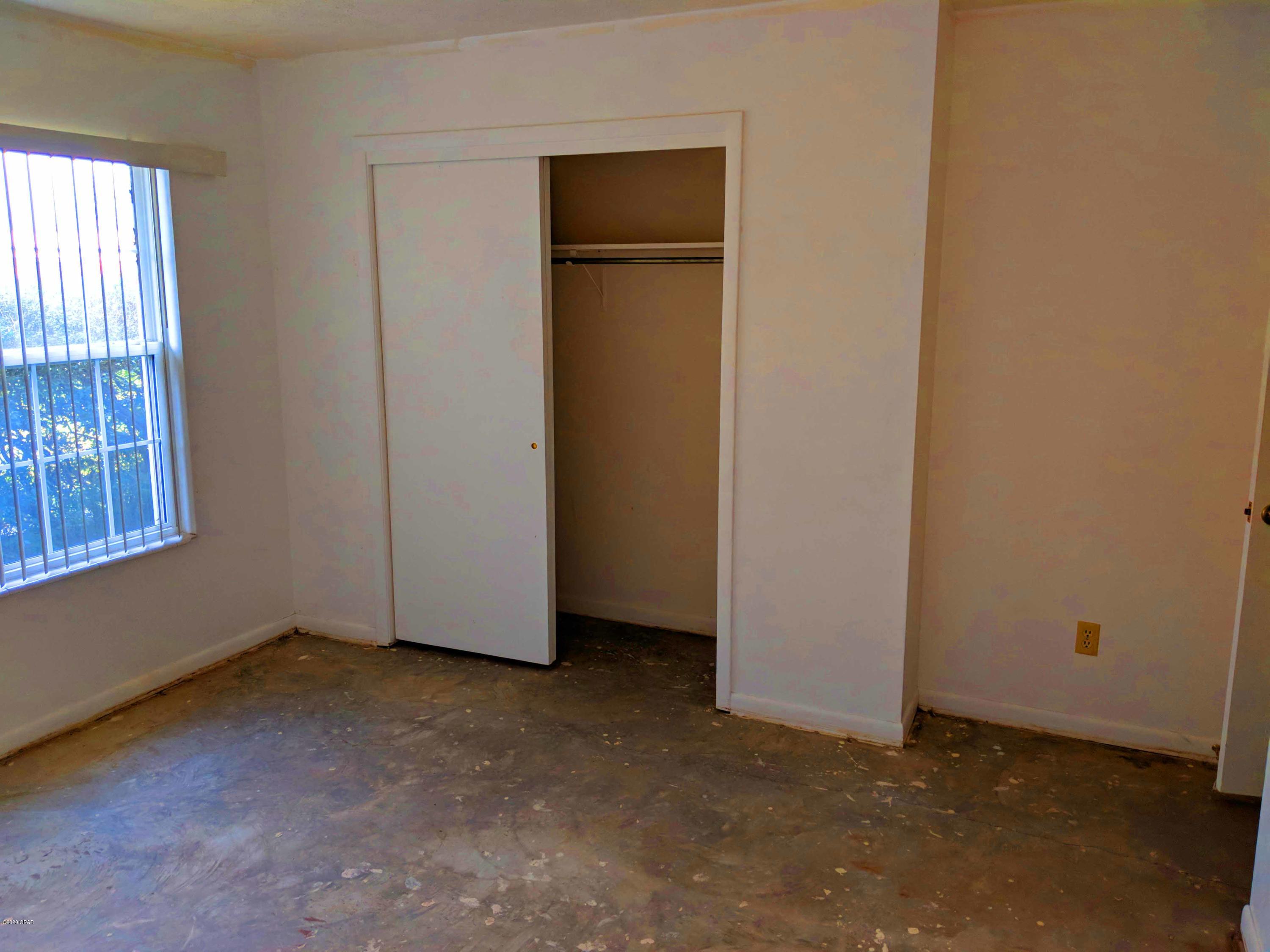 Lannie Rowe Lake Estates U-7 - Residential