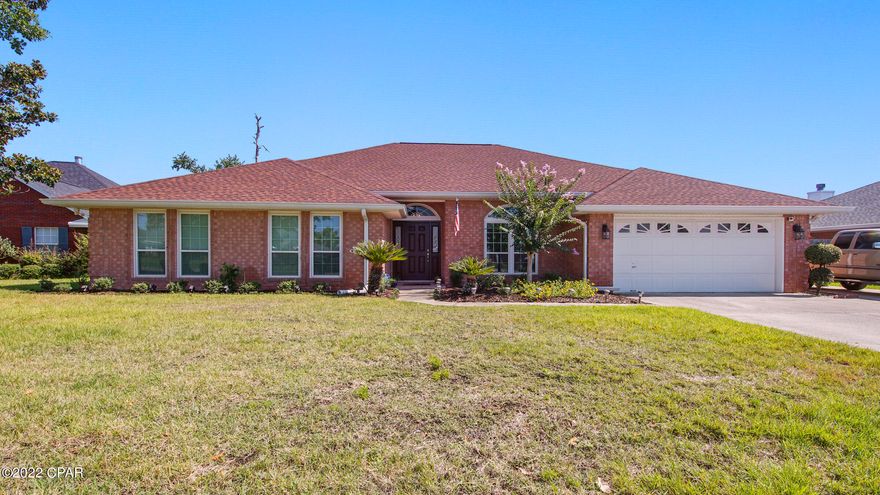 Exceptional All Brick Executive Style Home !! Everything you need under one roof.  Formal Sitting Room and a Large Family Room w/ Fireplace. Huge Kitchen w/ Granite Counter Tops & Stainless Steel Appliances, Kitchen Island, and Breakfast Bar. Dining Area sits between the Family Room and Kitchen.  Some Additional Features are Ceramic Tile, Luxury Vinyl Plank, Crown Molding, Five Walk-In Closets, Two Linen Closets, & Large Kitchen Pantry.  The Screened In-Ground Pool w/ 7 light colors is your Relax Oasis!! Nicely Landscaped w/ Large Back Yard. Sprinkler systems comes with a sensor that prevents watering when it rains.  Extra Driveway for Parking. Excellent Subdivision.... A Must See!!!