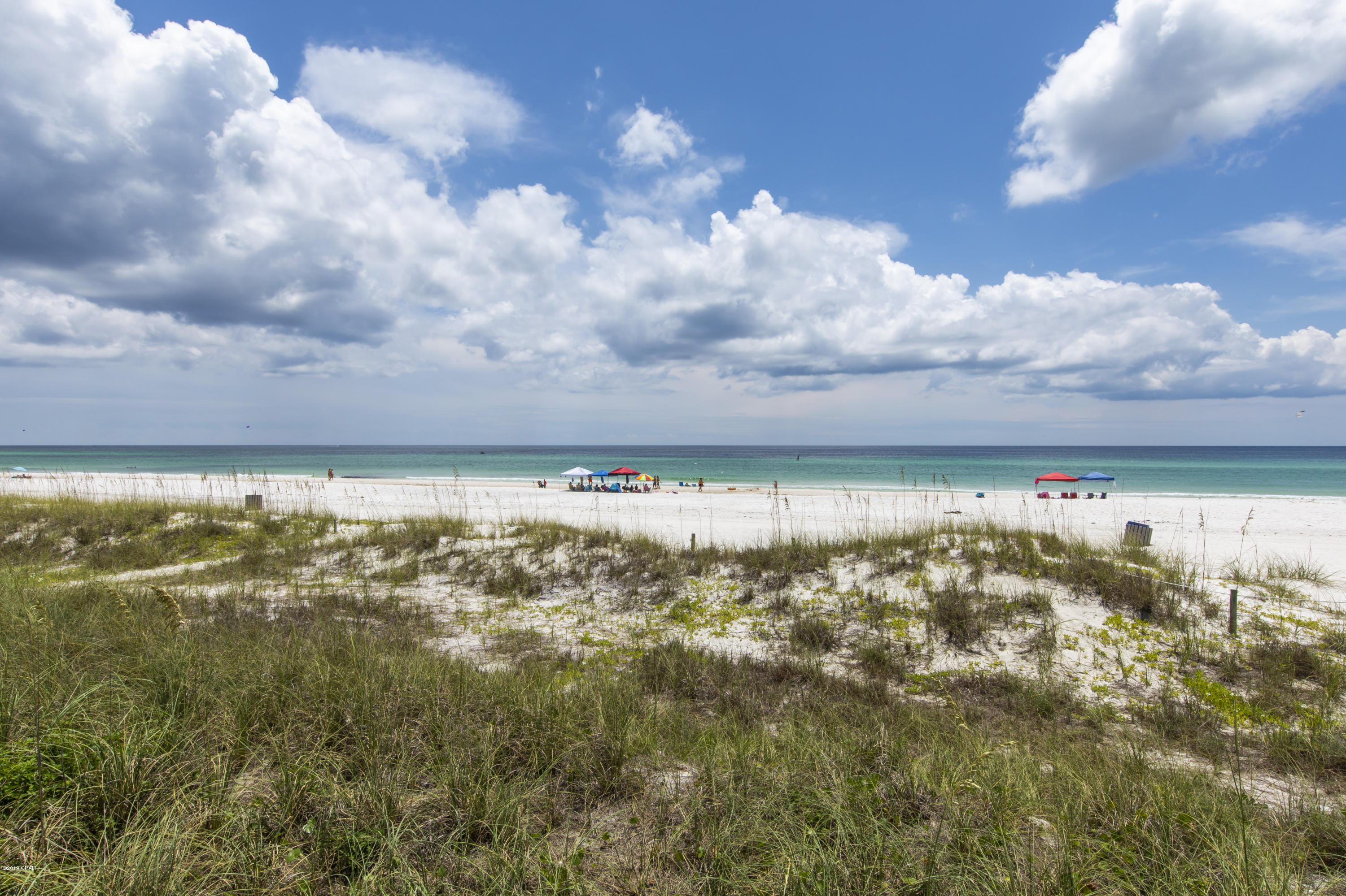 Harbur Arms Condo. - Residential