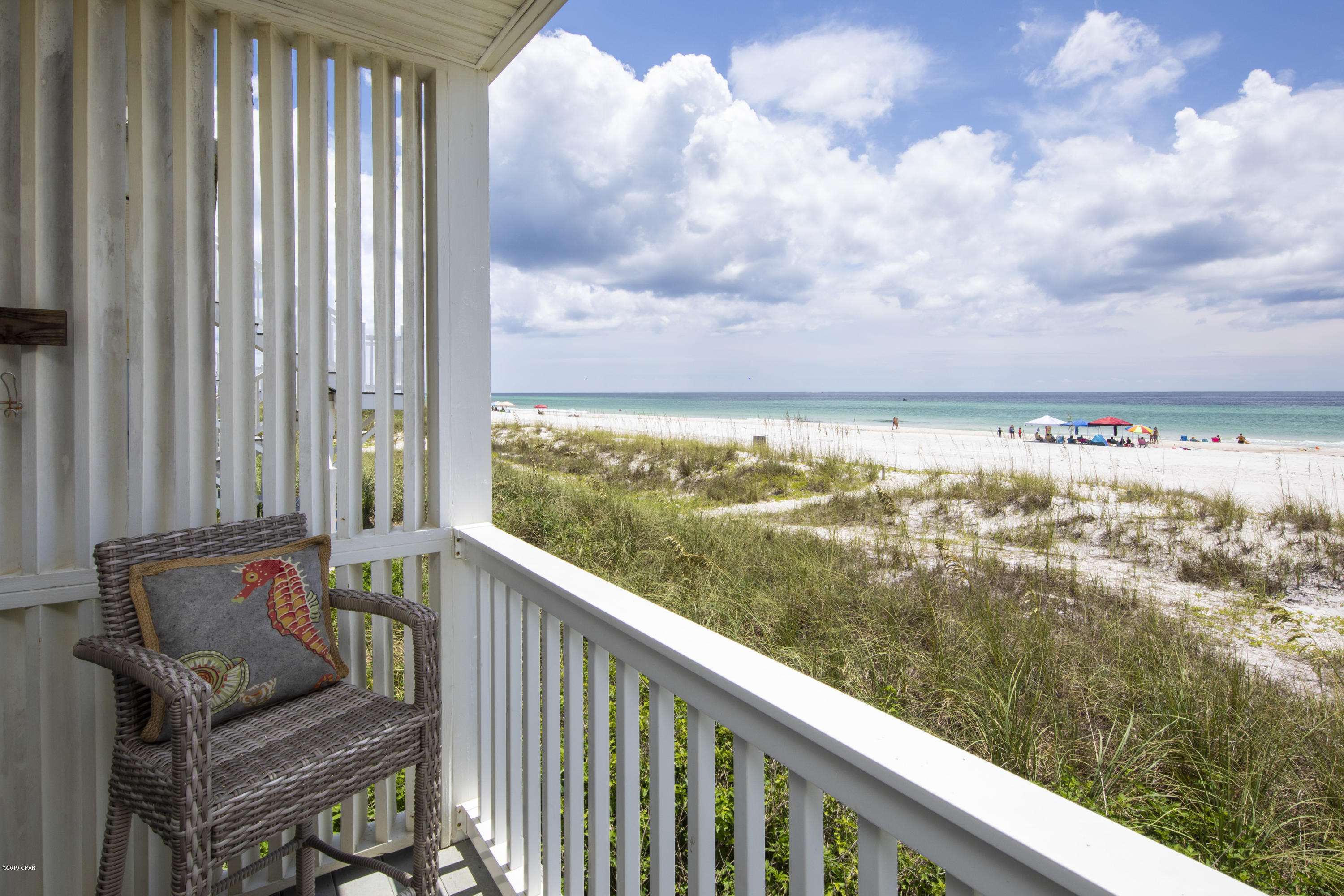 Harbur Arms Condo. - Residential