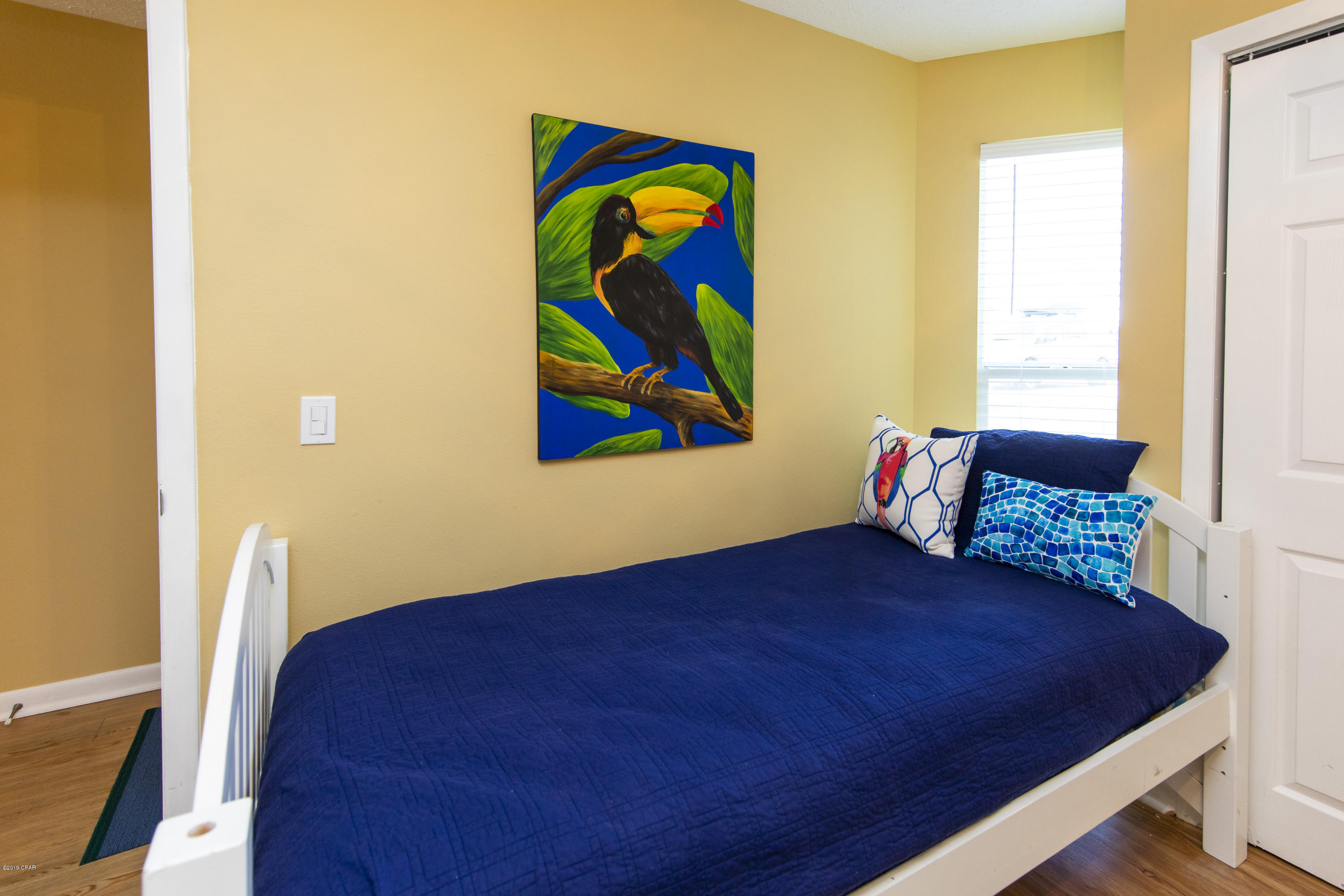 Harbur Arms Condo. - Residential