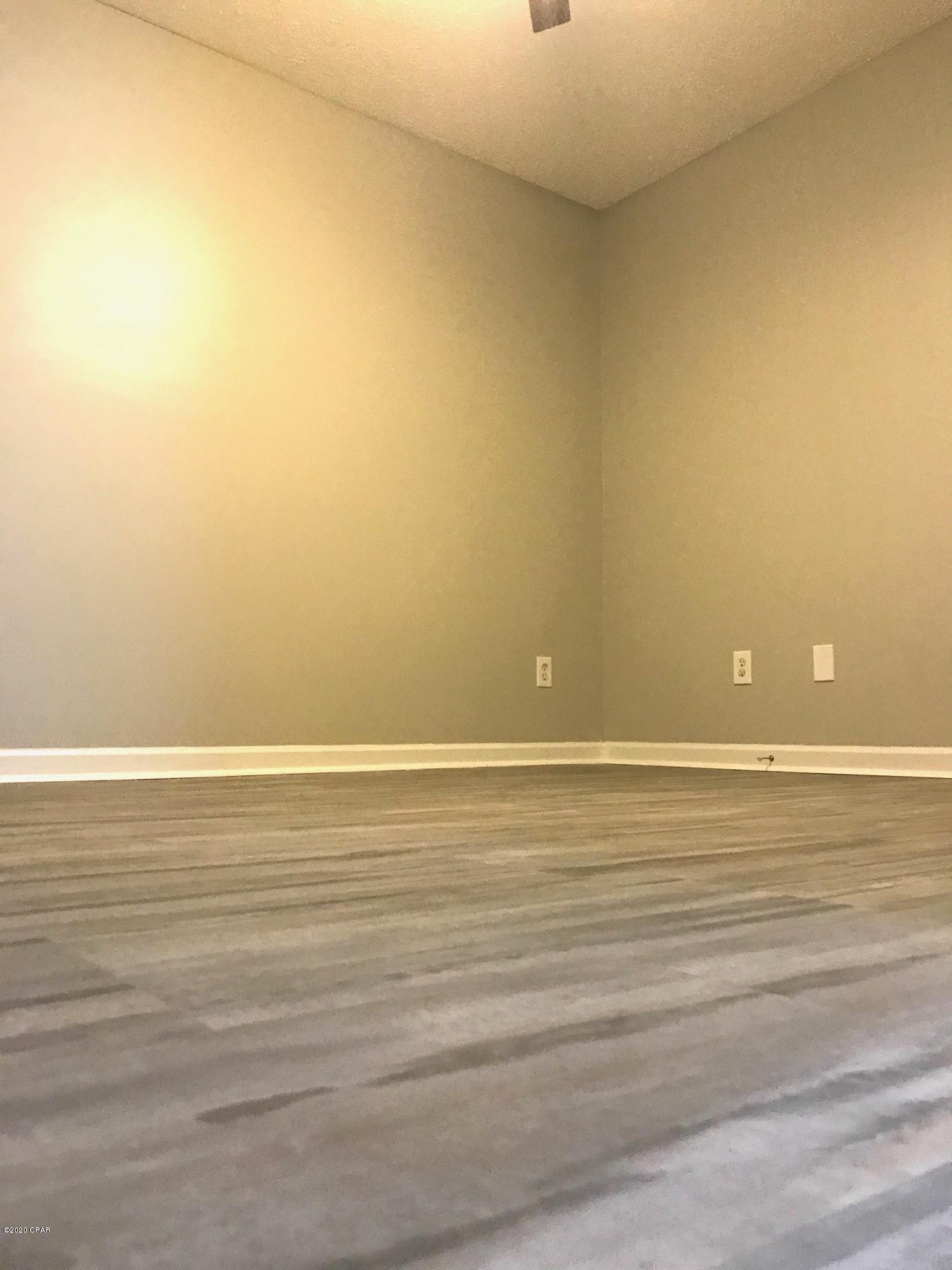 Emerald Coast Club Ph. I - Residential Lease