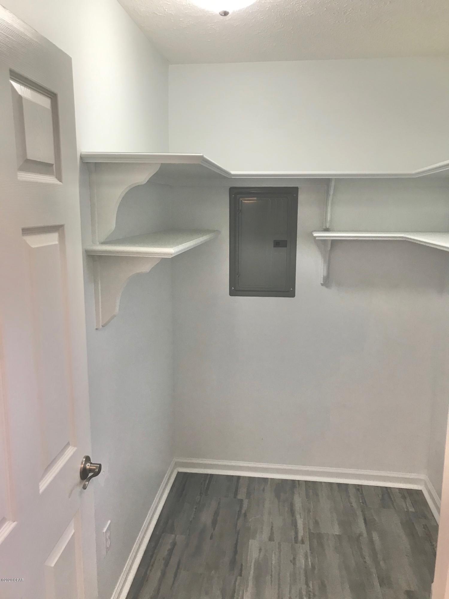 Emerald Coast Club Ph. I - Residential Lease