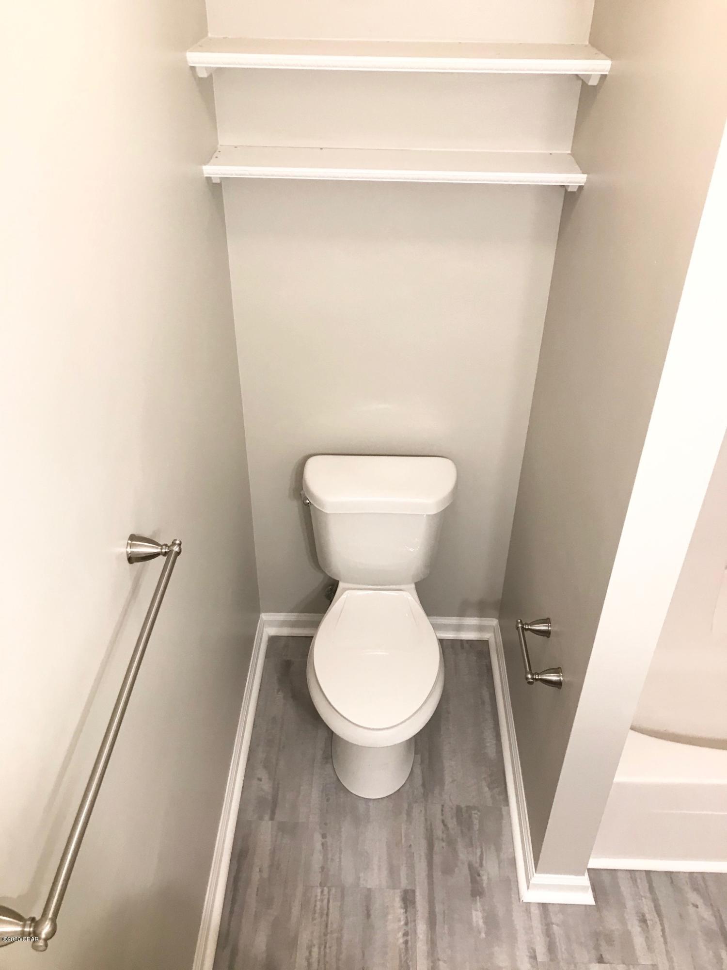 Emerald Coast Club Ph. I - Residential Lease