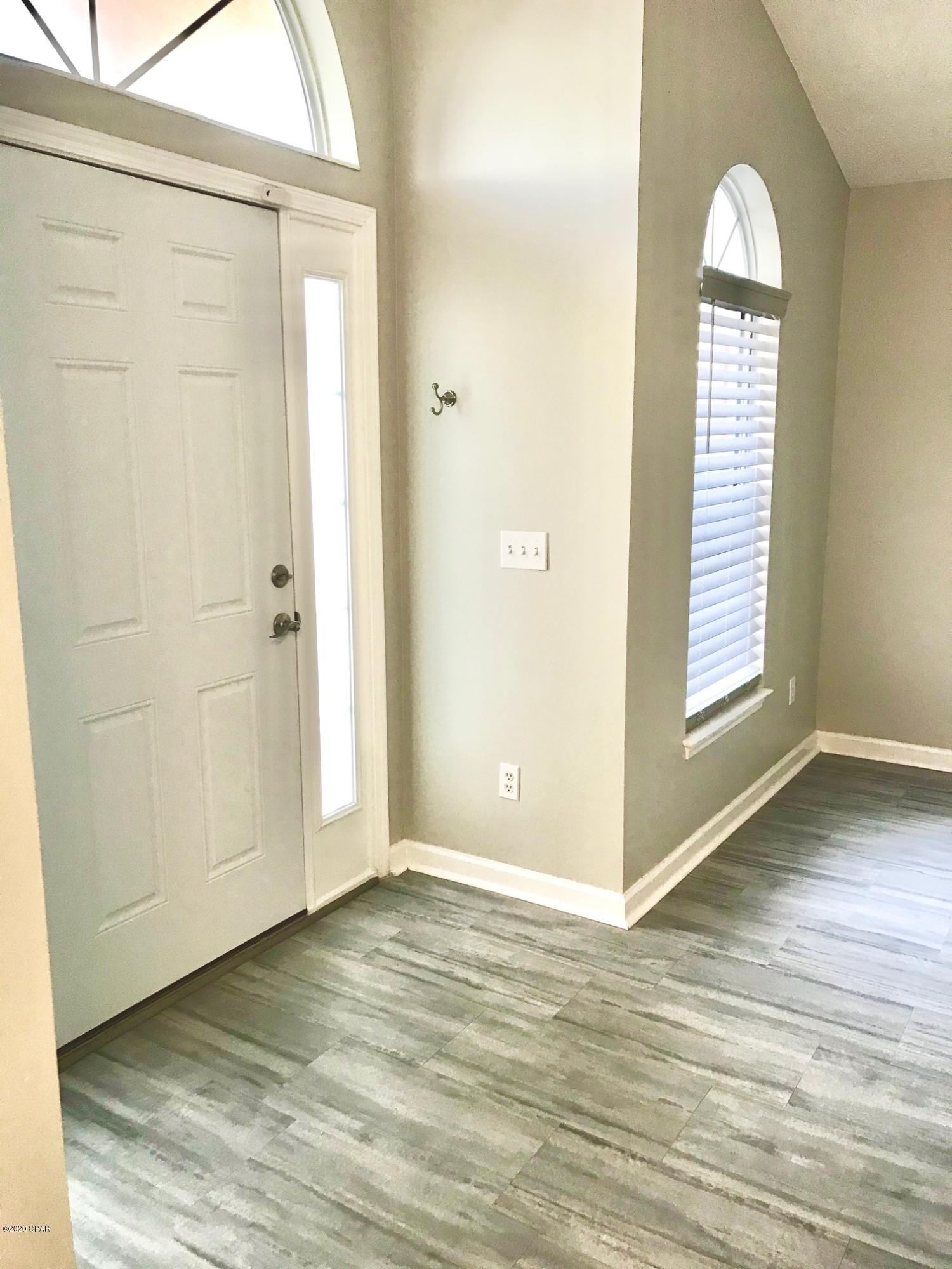 Emerald Coast Club Ph. I - Residential Lease