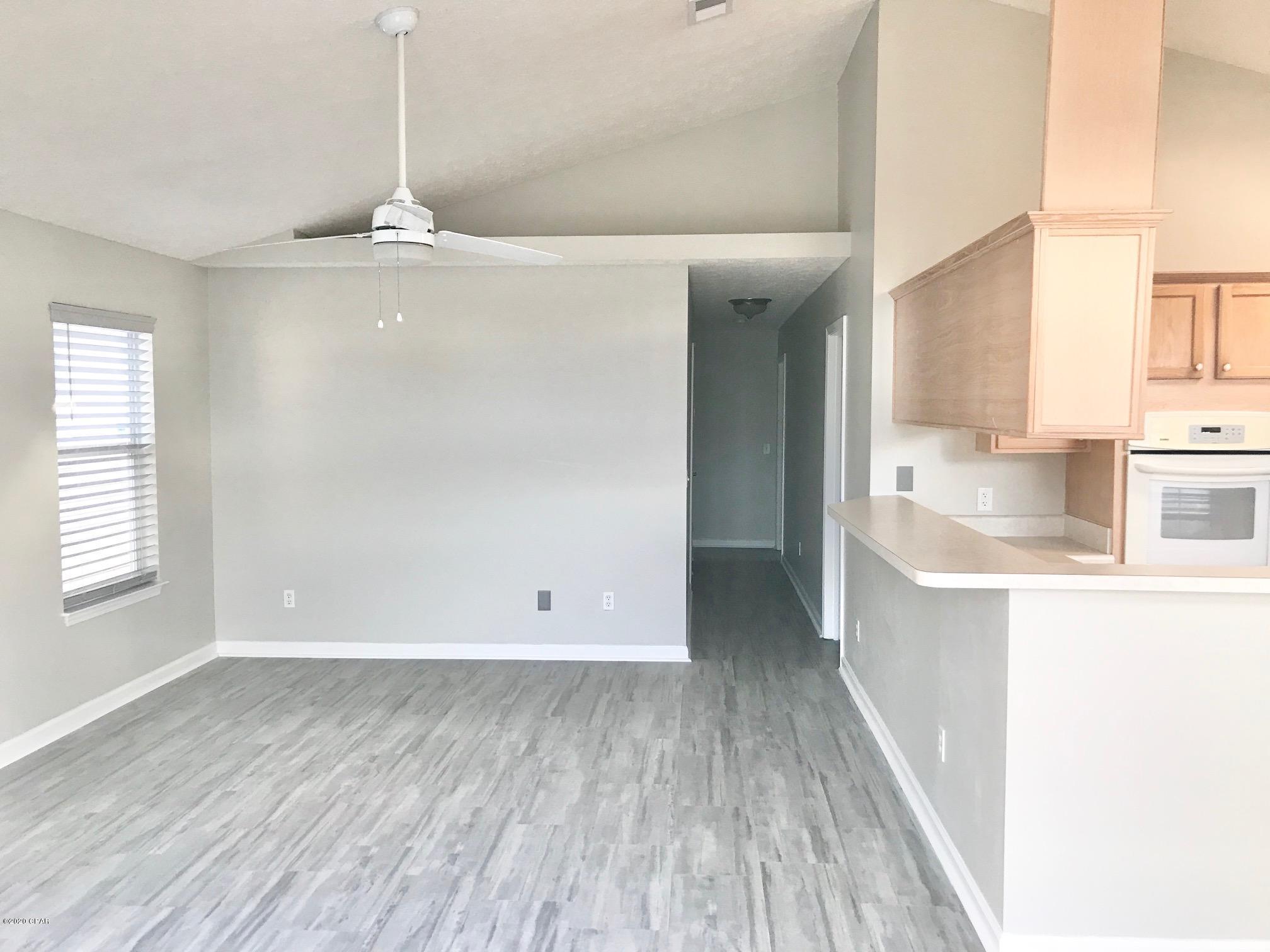 Emerald Coast Club Ph. I - Residential Lease