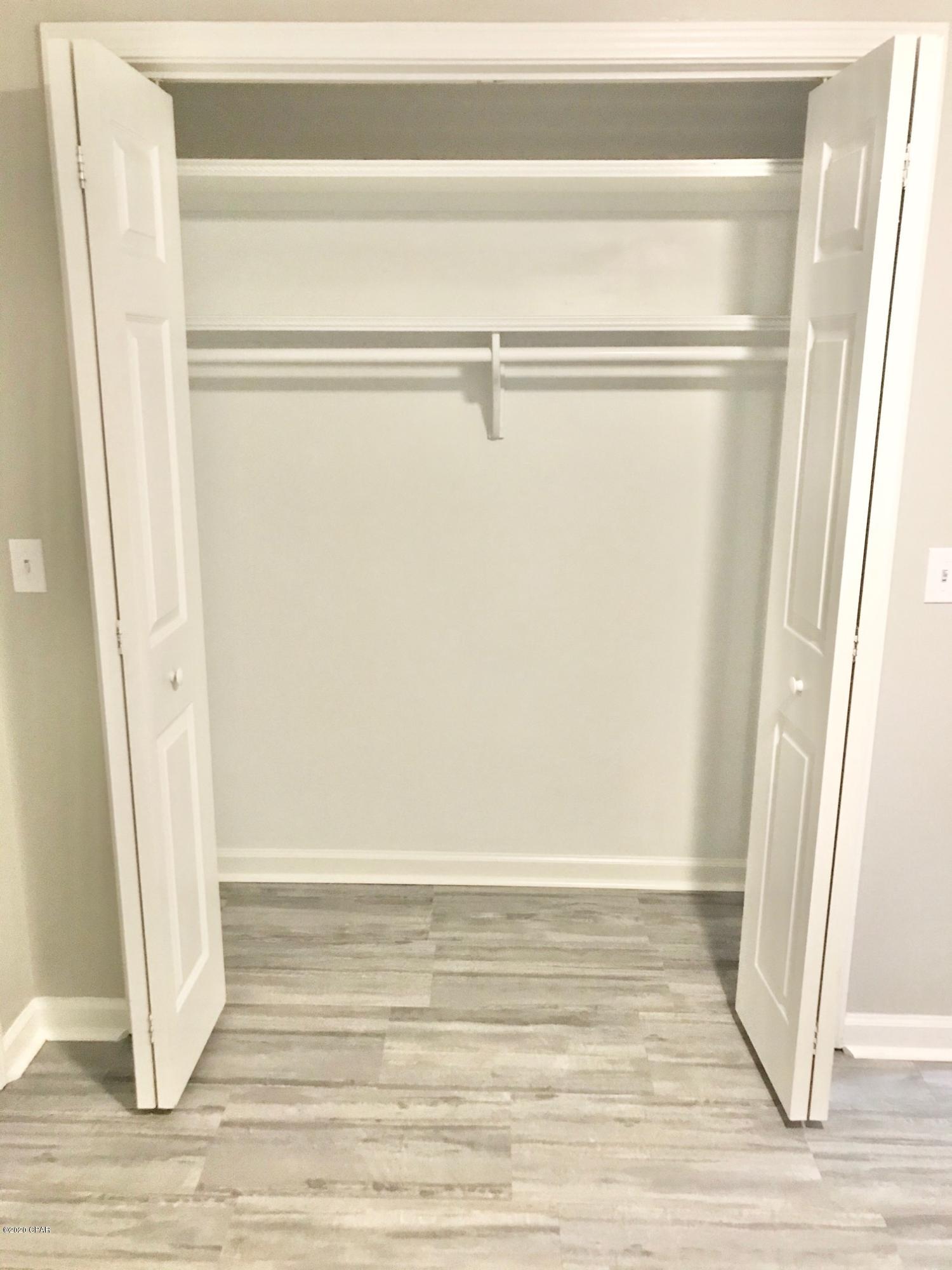 Emerald Coast Club Ph. I - Residential Lease